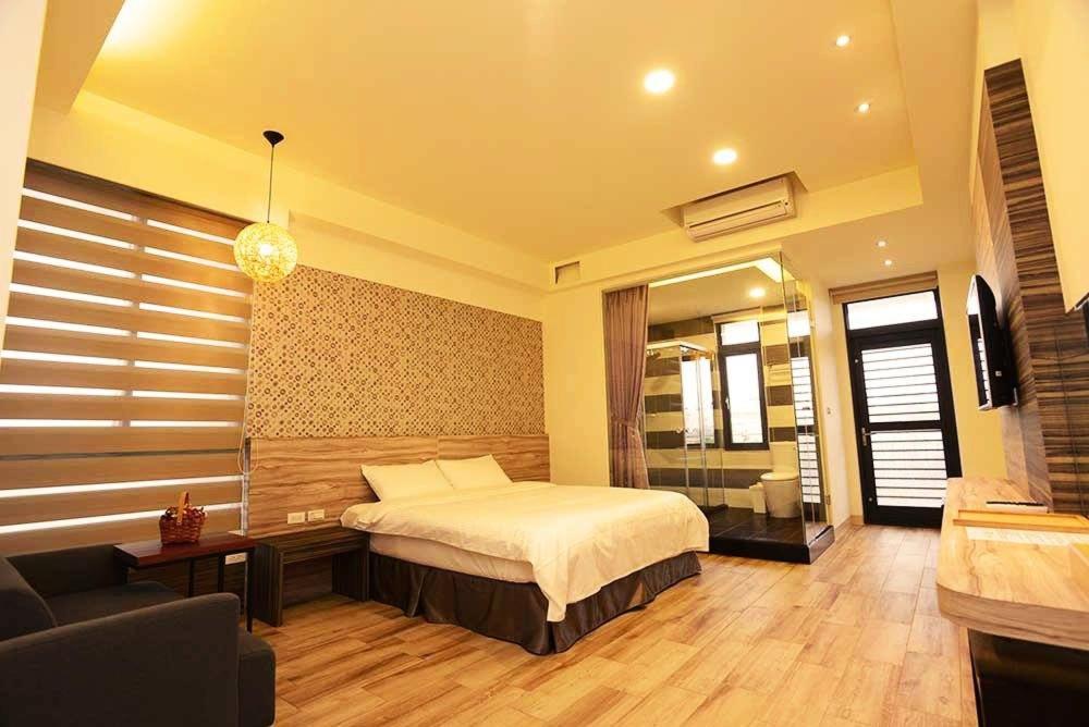 Deluxe Double Room with Balcony photo 1