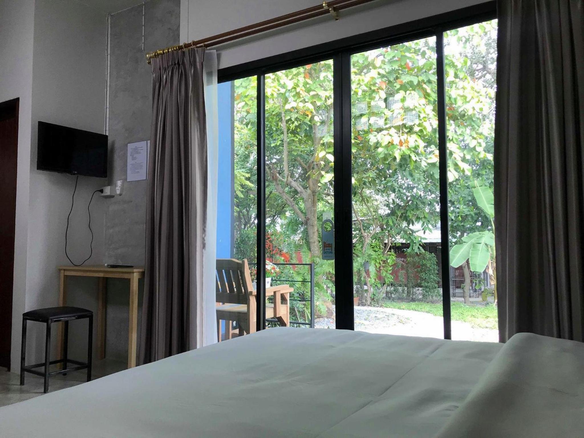 Double Room with Balcony - Photo 27
