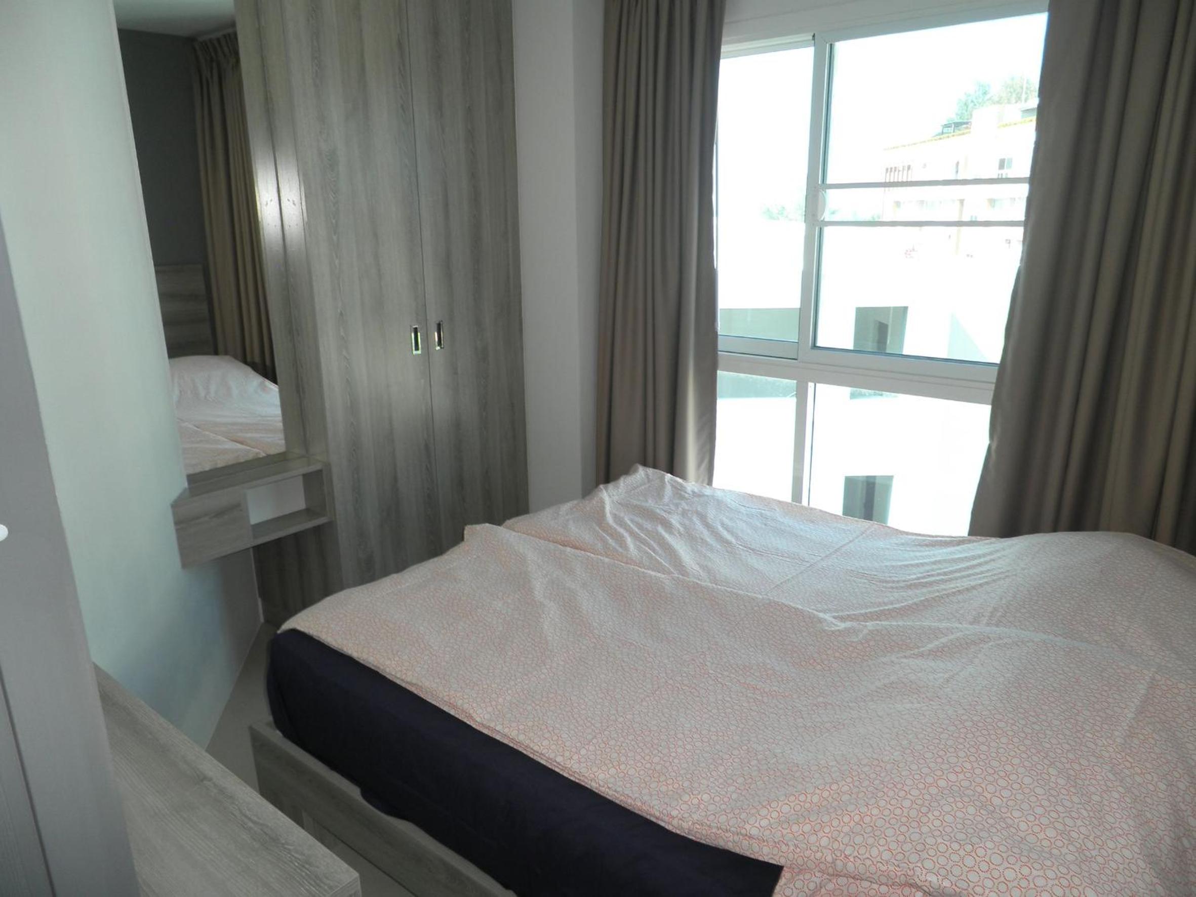 Two-Bedroom Apartment - Photo 16