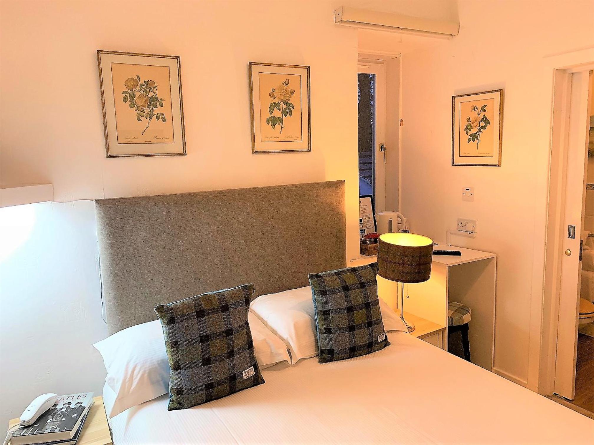 Double Room photo 2