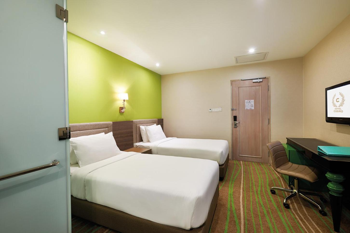 Executive Package - Cosmo Twin Room (No Window) photo 2