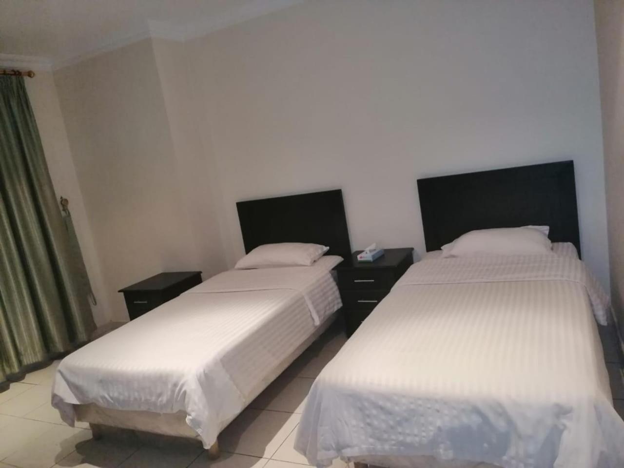 Two-Bedroom Suite photo 3