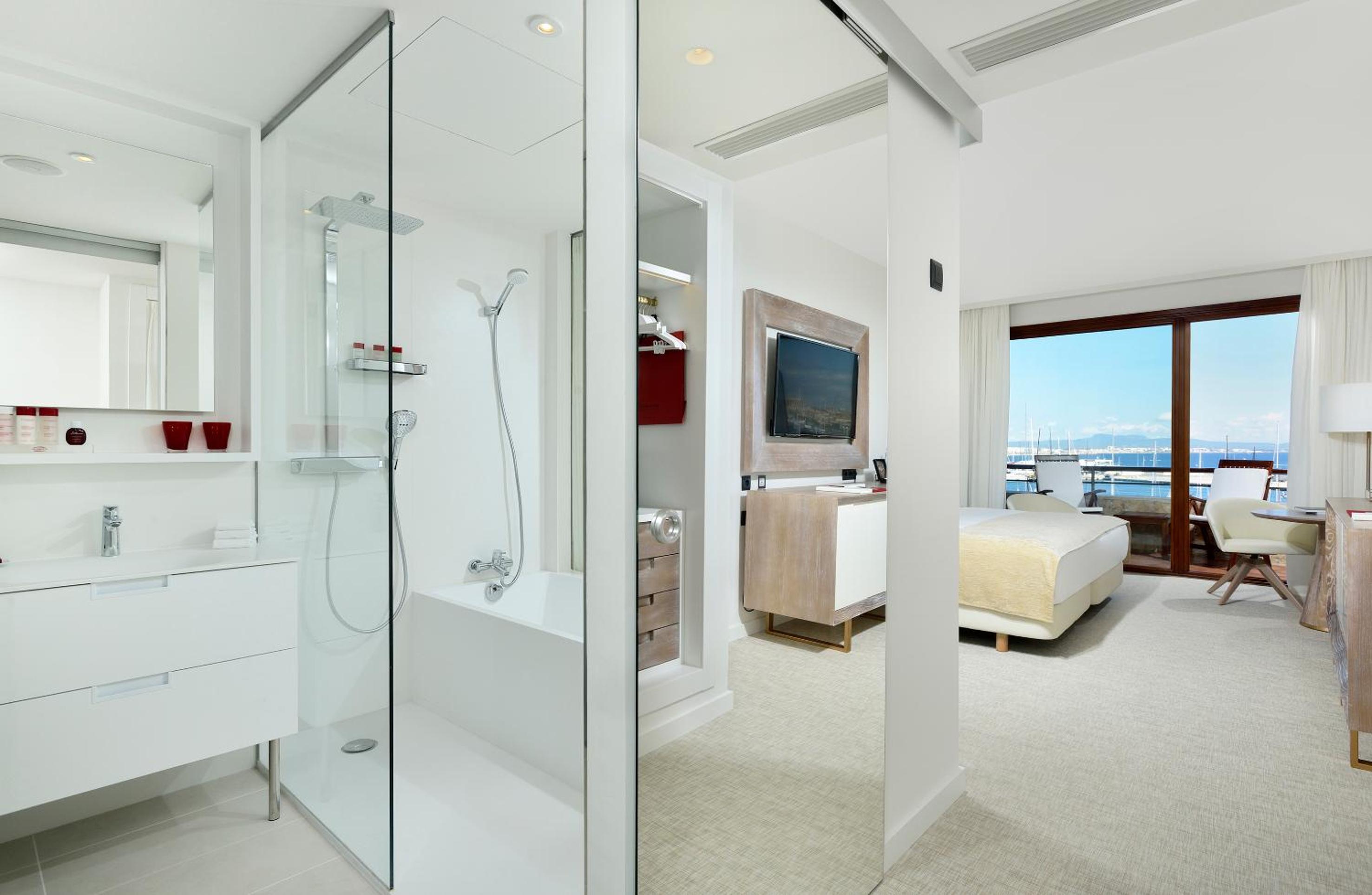 Red Level Supreme Room with Sea and Cathedral View - Photo 4