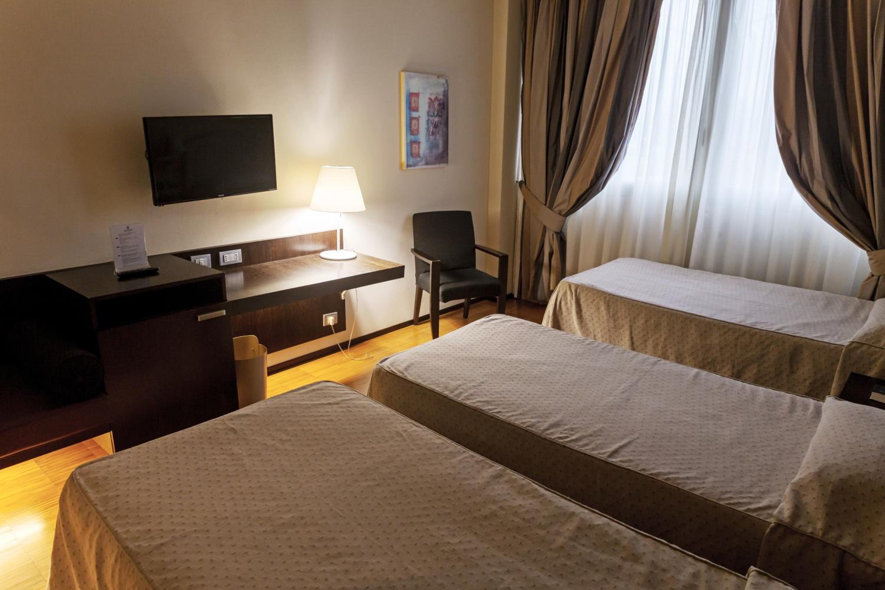 Triple Room - Photo 3
