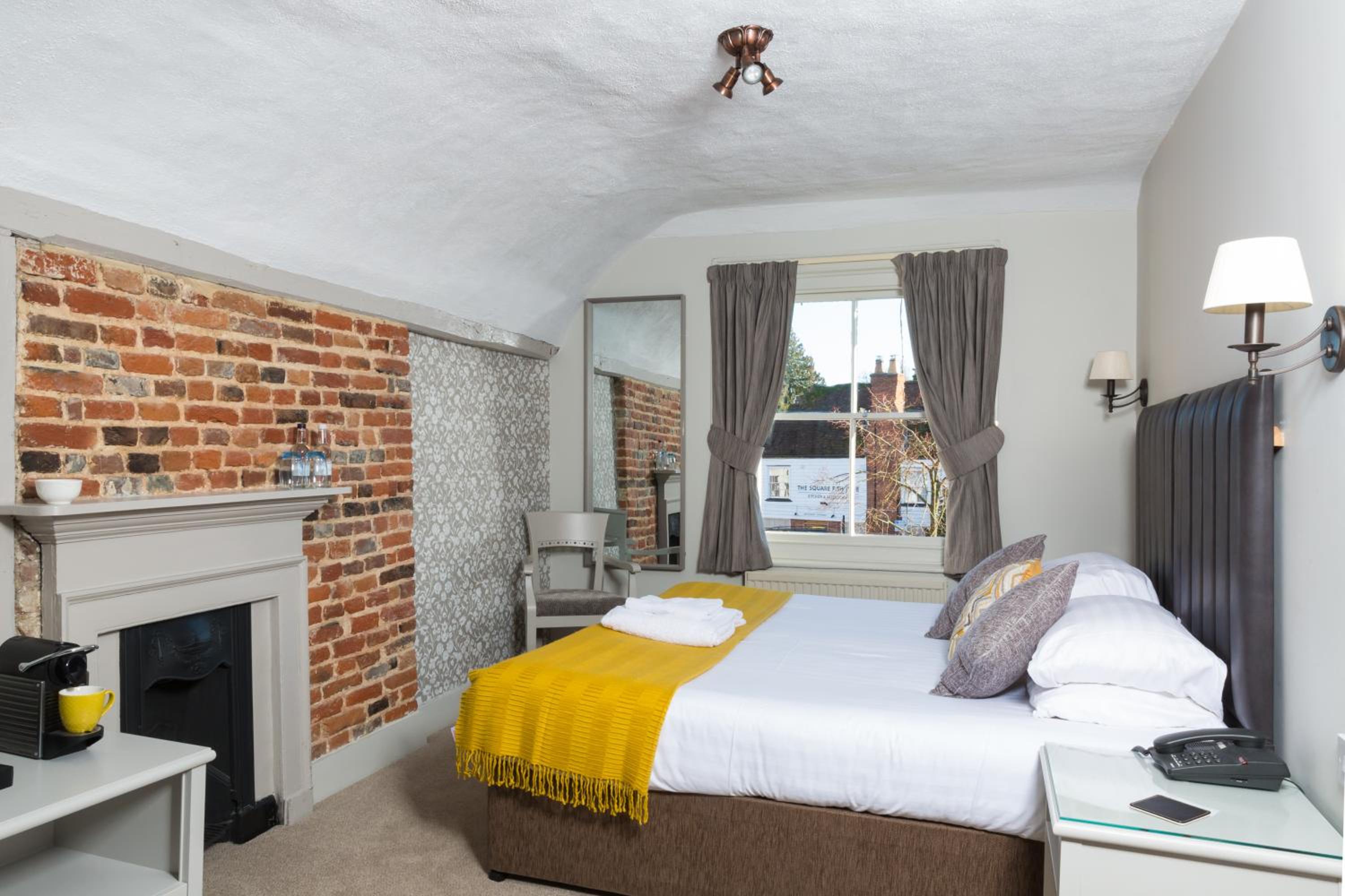 Deluxe Double or Twin Room - Photo 4
