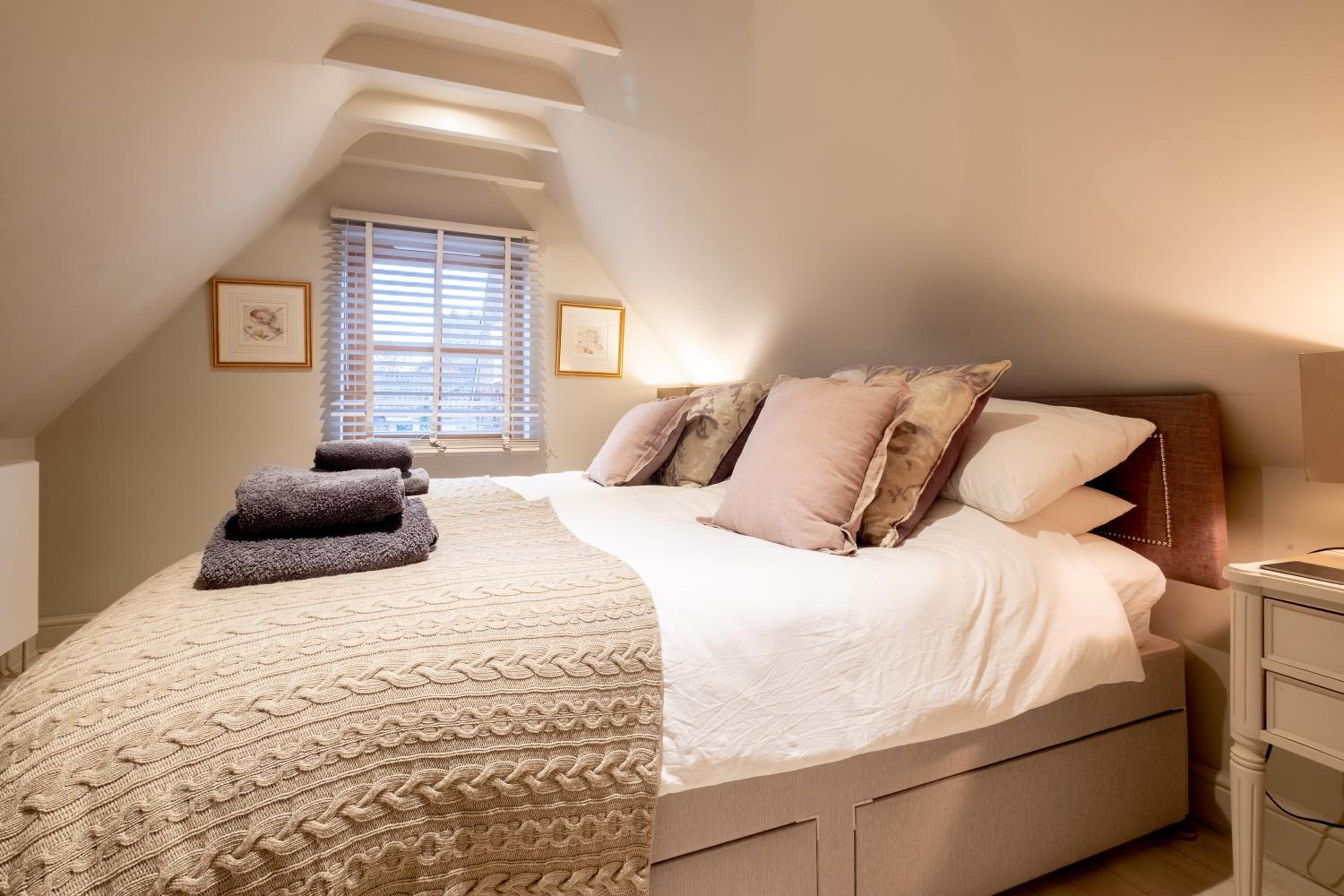 Two-Bedroom House - Photo 1