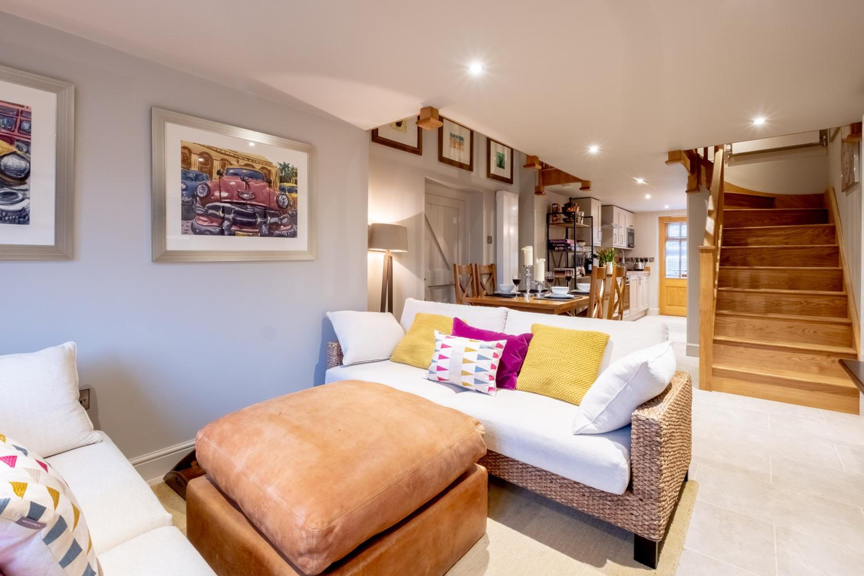 Two-Bedroom House - Photo 19