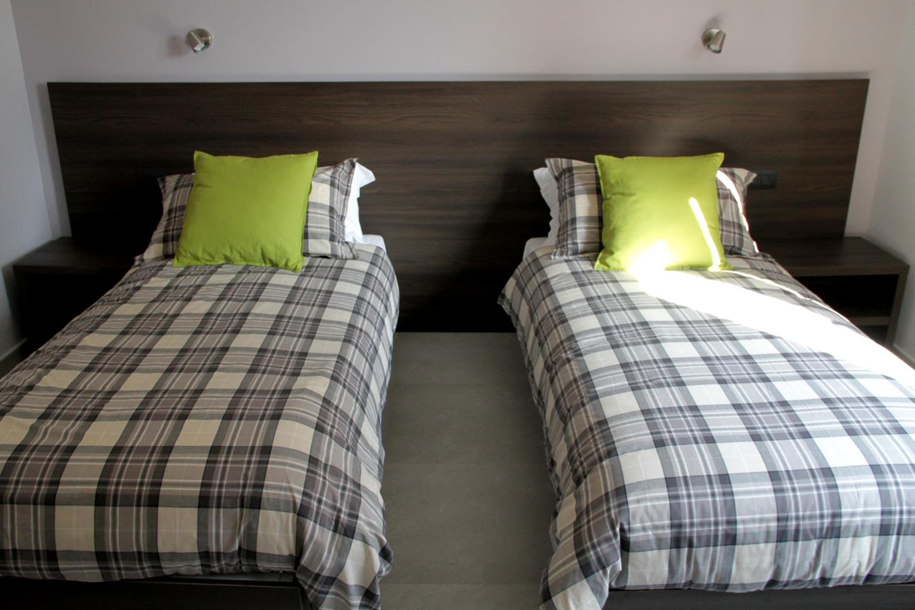 Large Twin Room photo 2