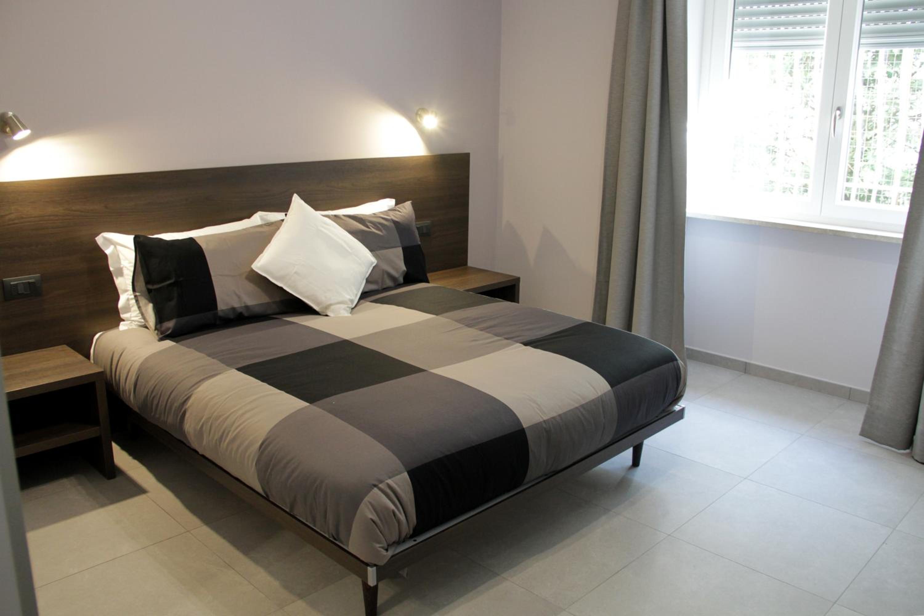 Large Double Room photo 1