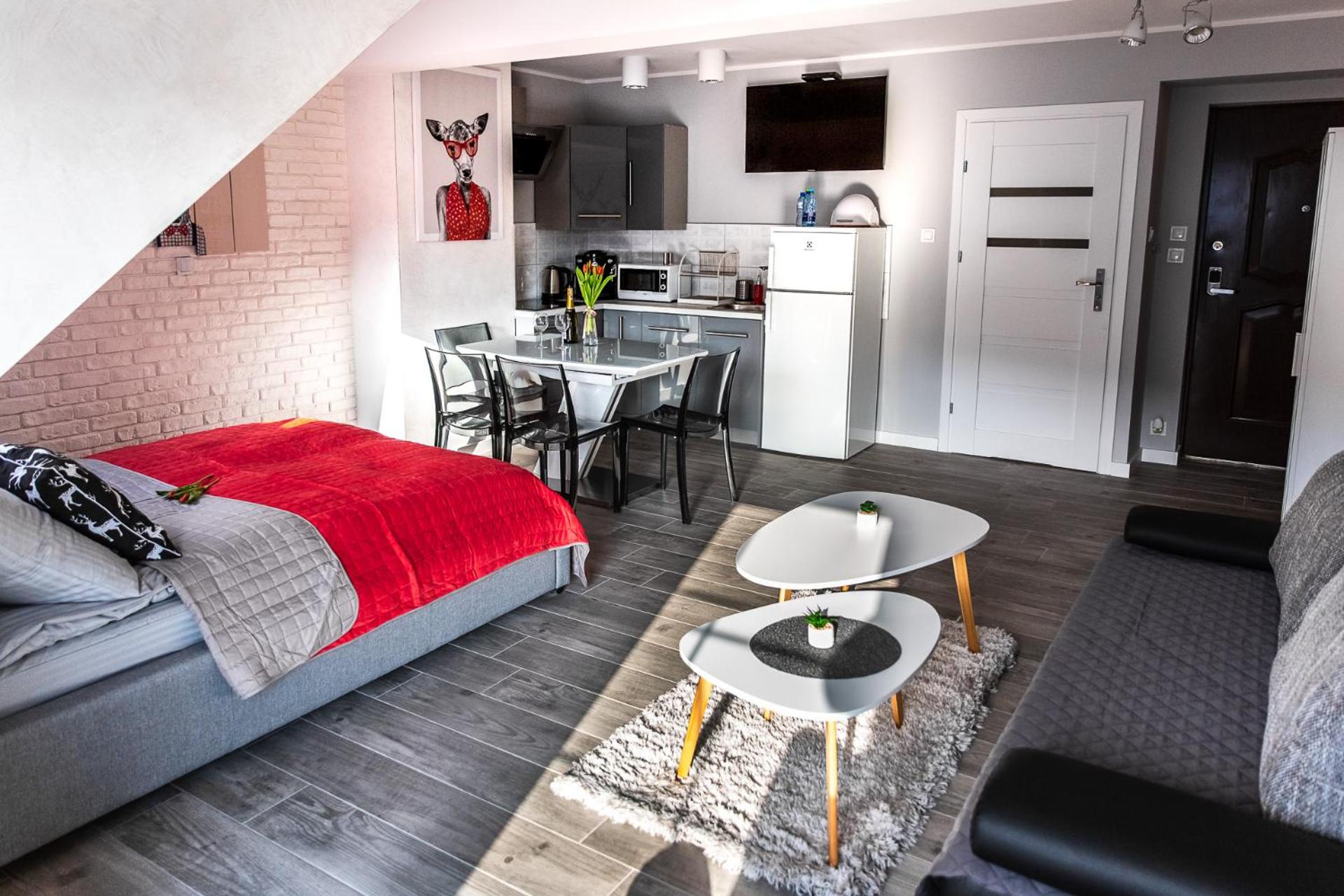 One-Bedroom Apartment - Photo 10
