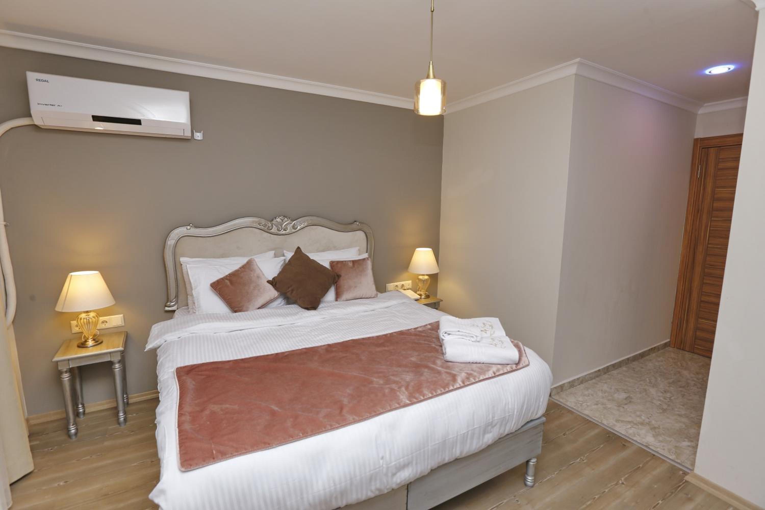 Deluxe Room photo 3