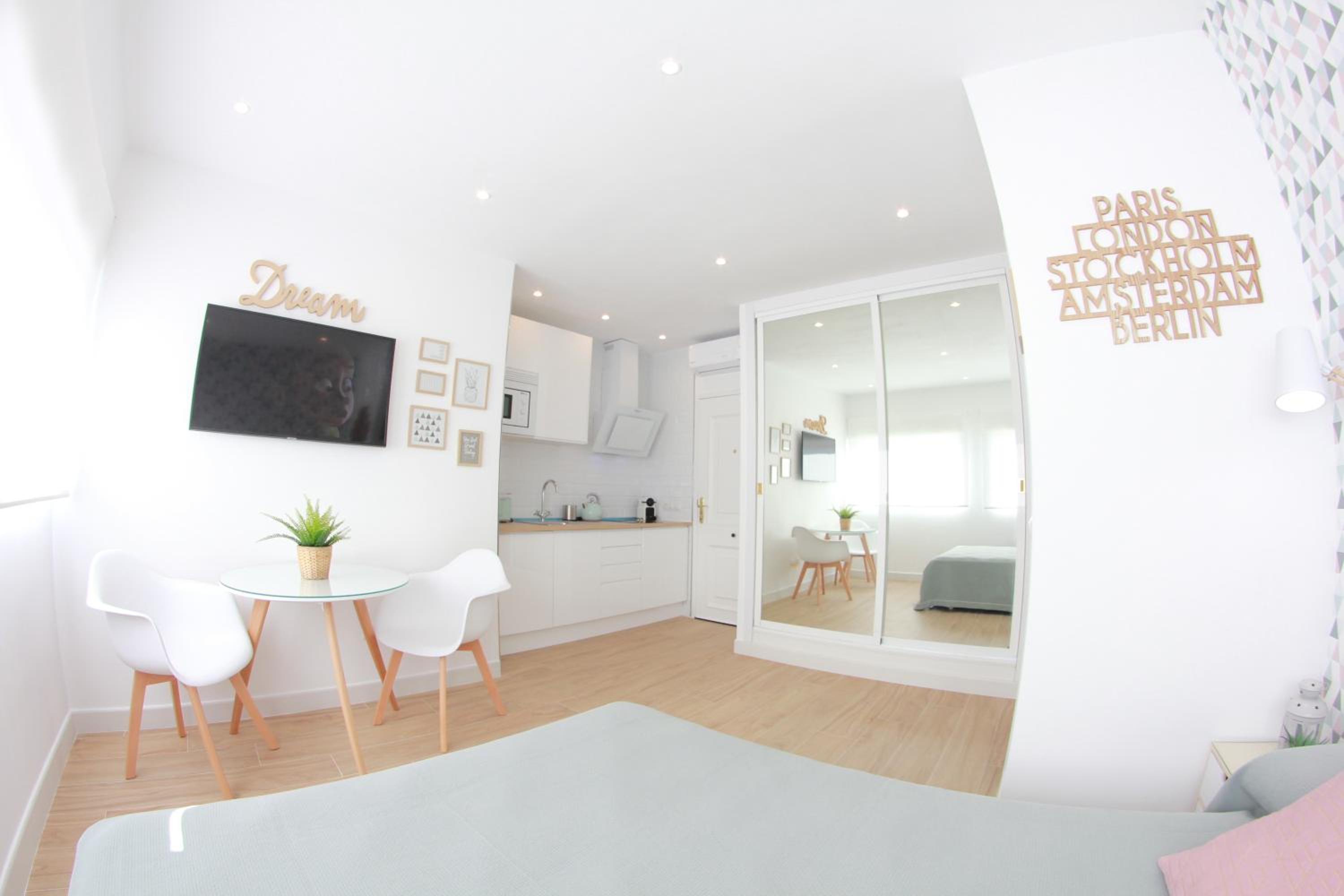 Studio Apartment