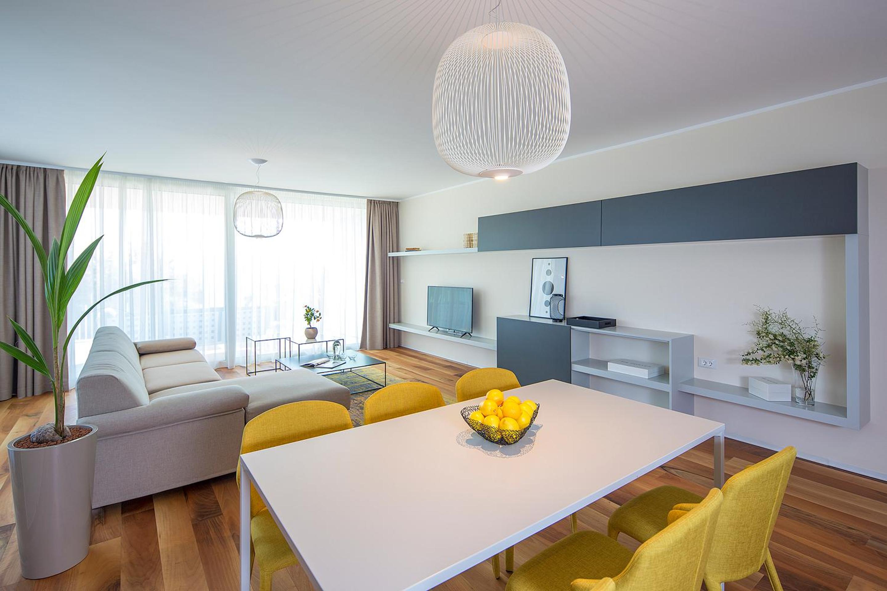 Deluxe Two-Bedroom Apartment With Sea View photo 1
