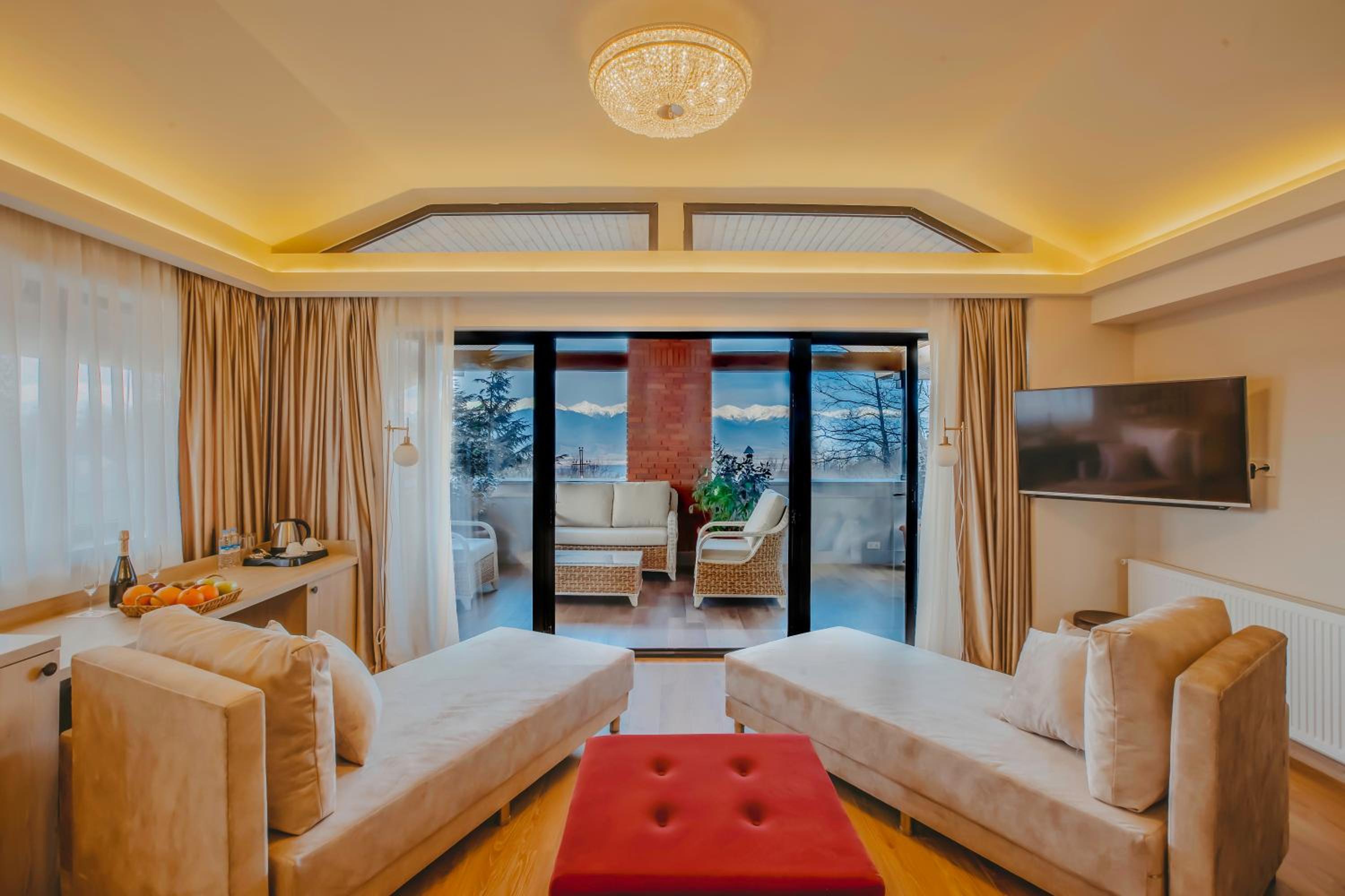 Deluxe Apartment - Photo 1