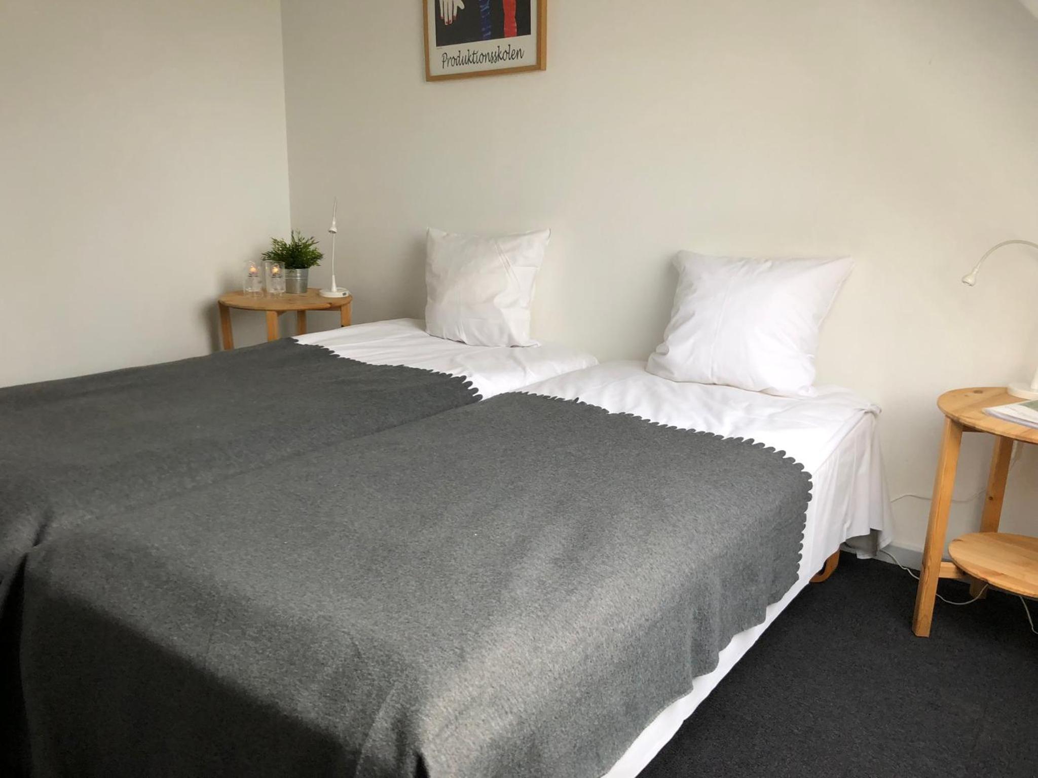Twin Room with Private Bathroom - Photo 1