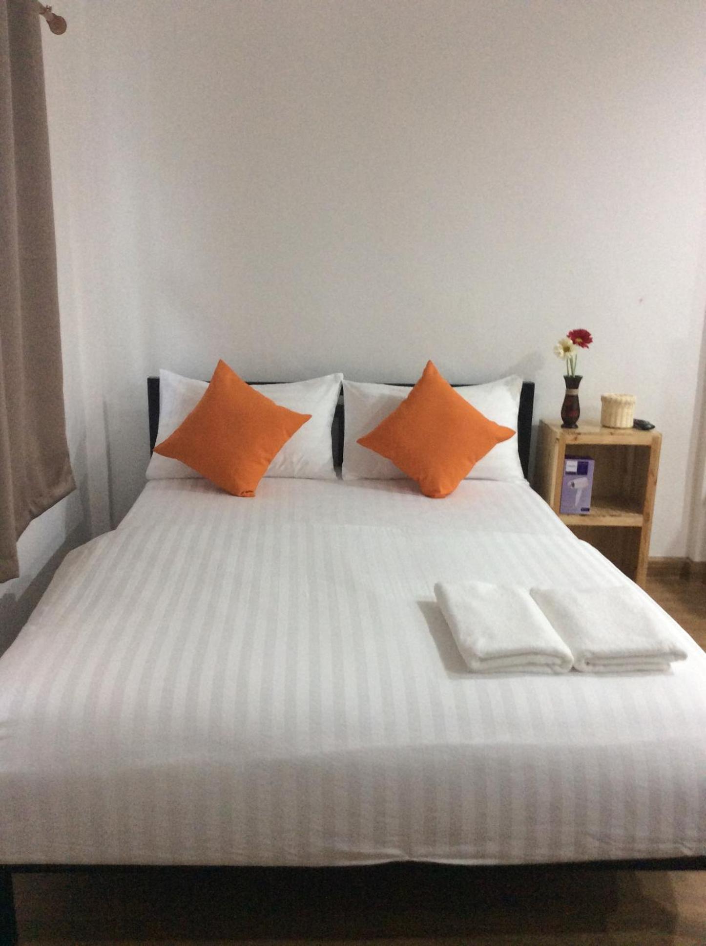 Deluxe King Room photo 1