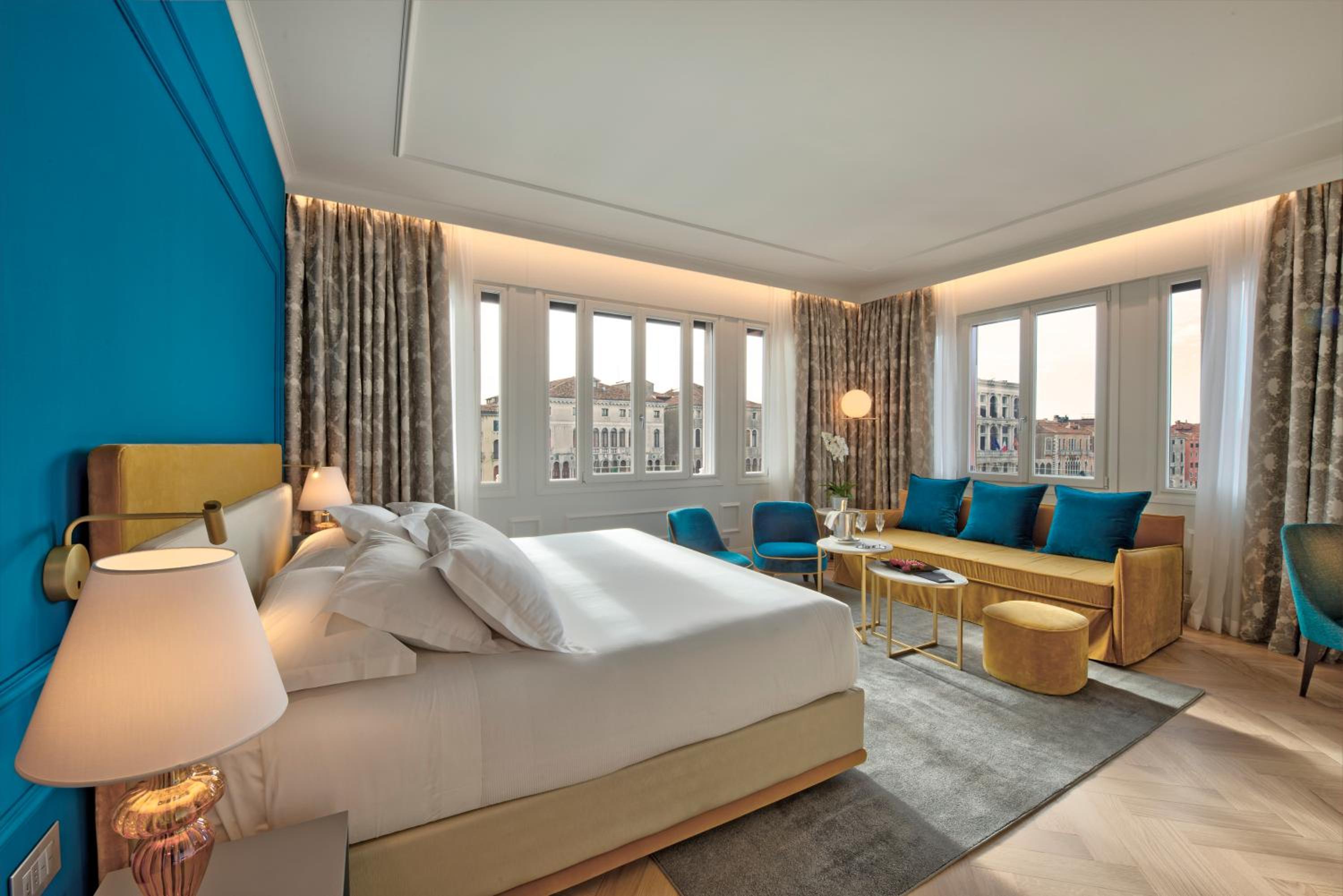Junior Suite with Canal View