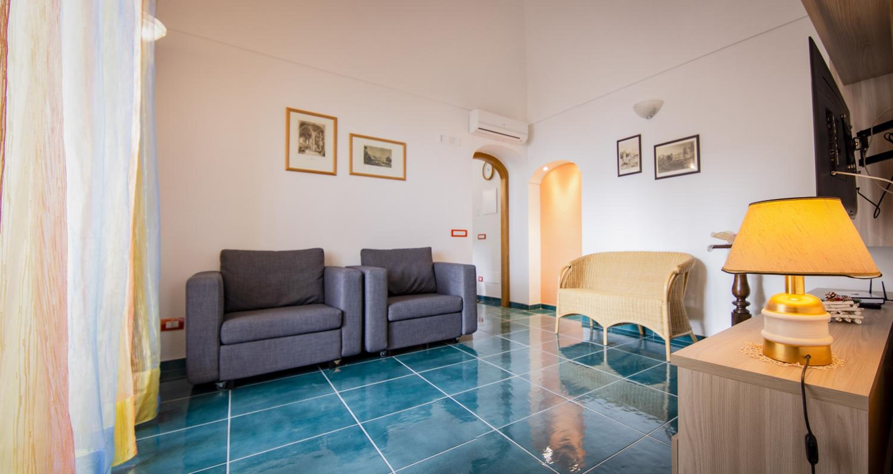One-Bedroom House photo 2
