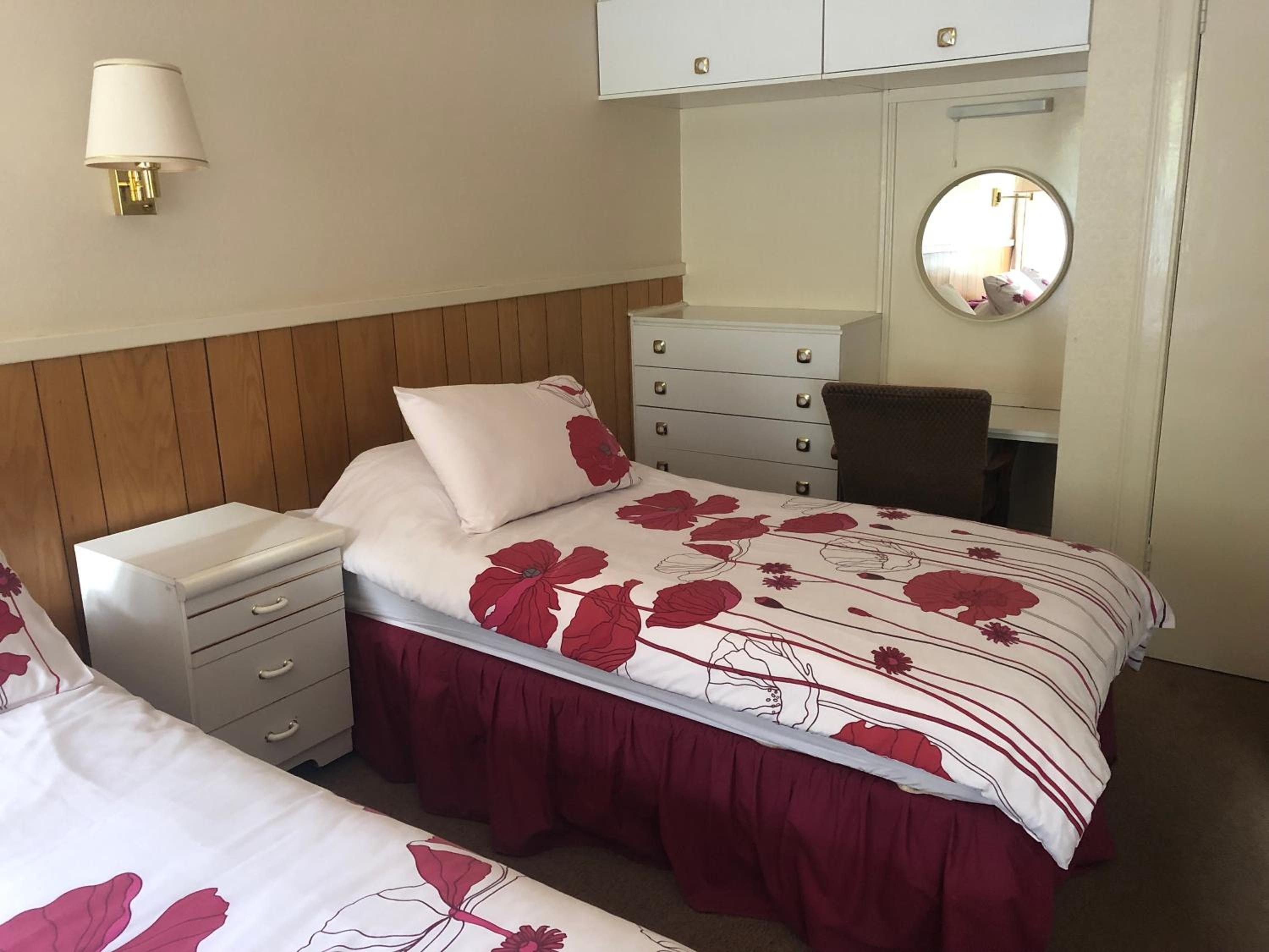 Triple Room with Bathroom photo 3