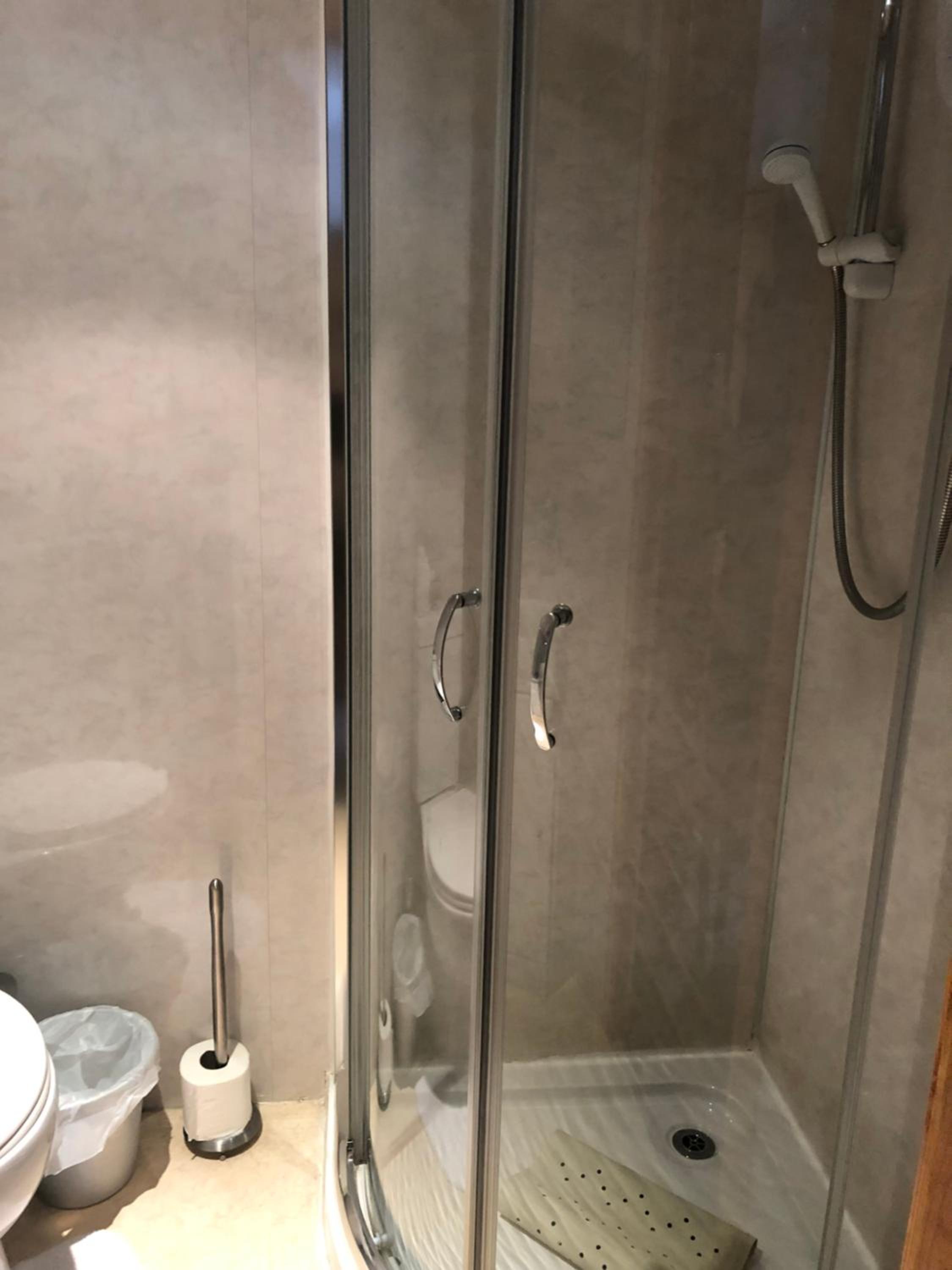 Single Room with Shower photo 2