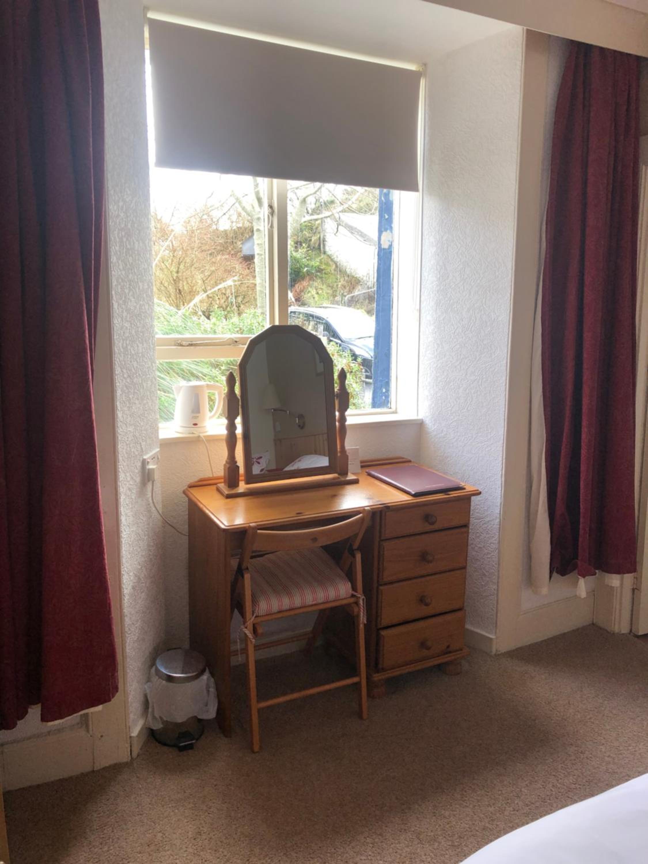 Double or Twin Room with Garden View photo 1