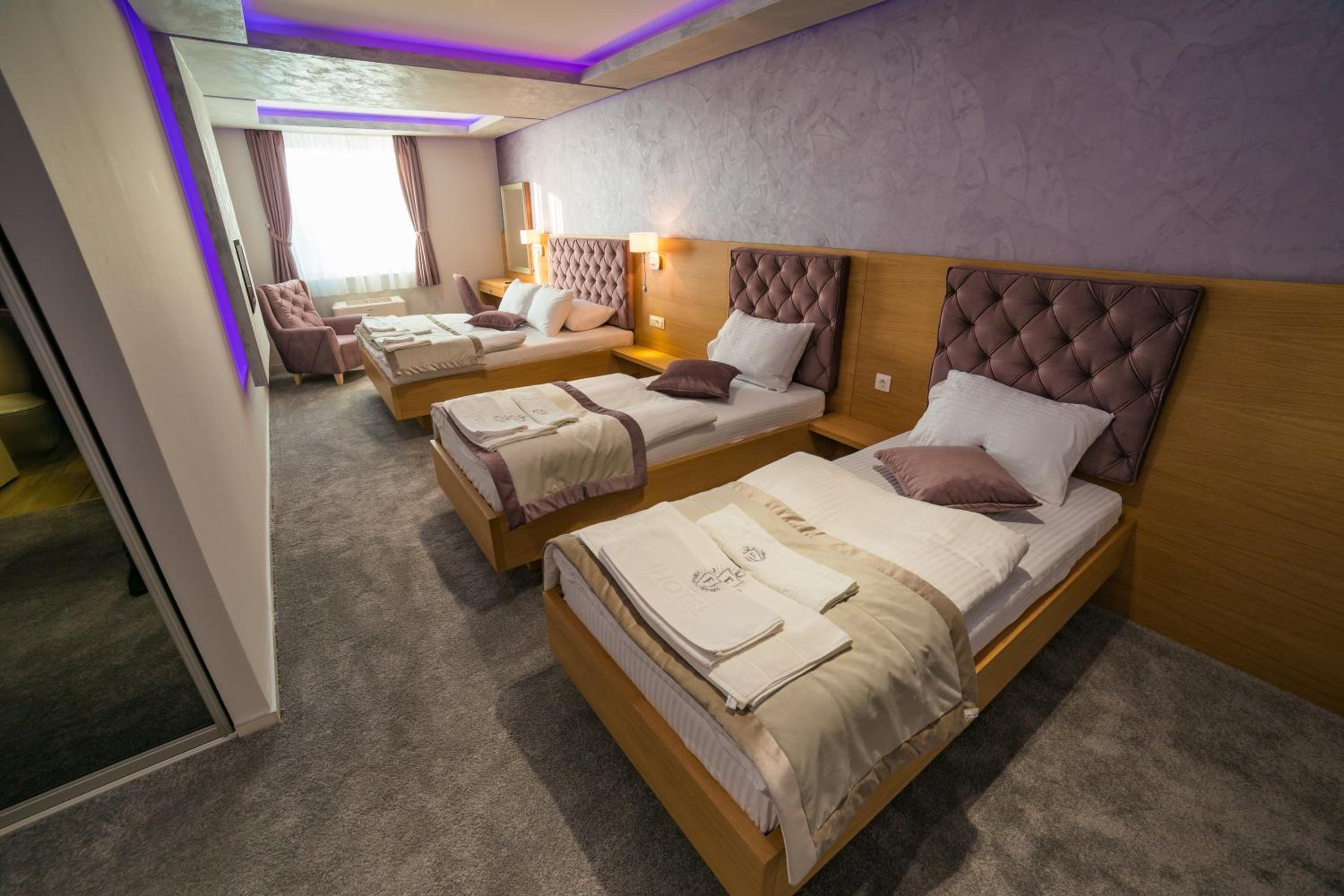 Quadruple Room photo 2