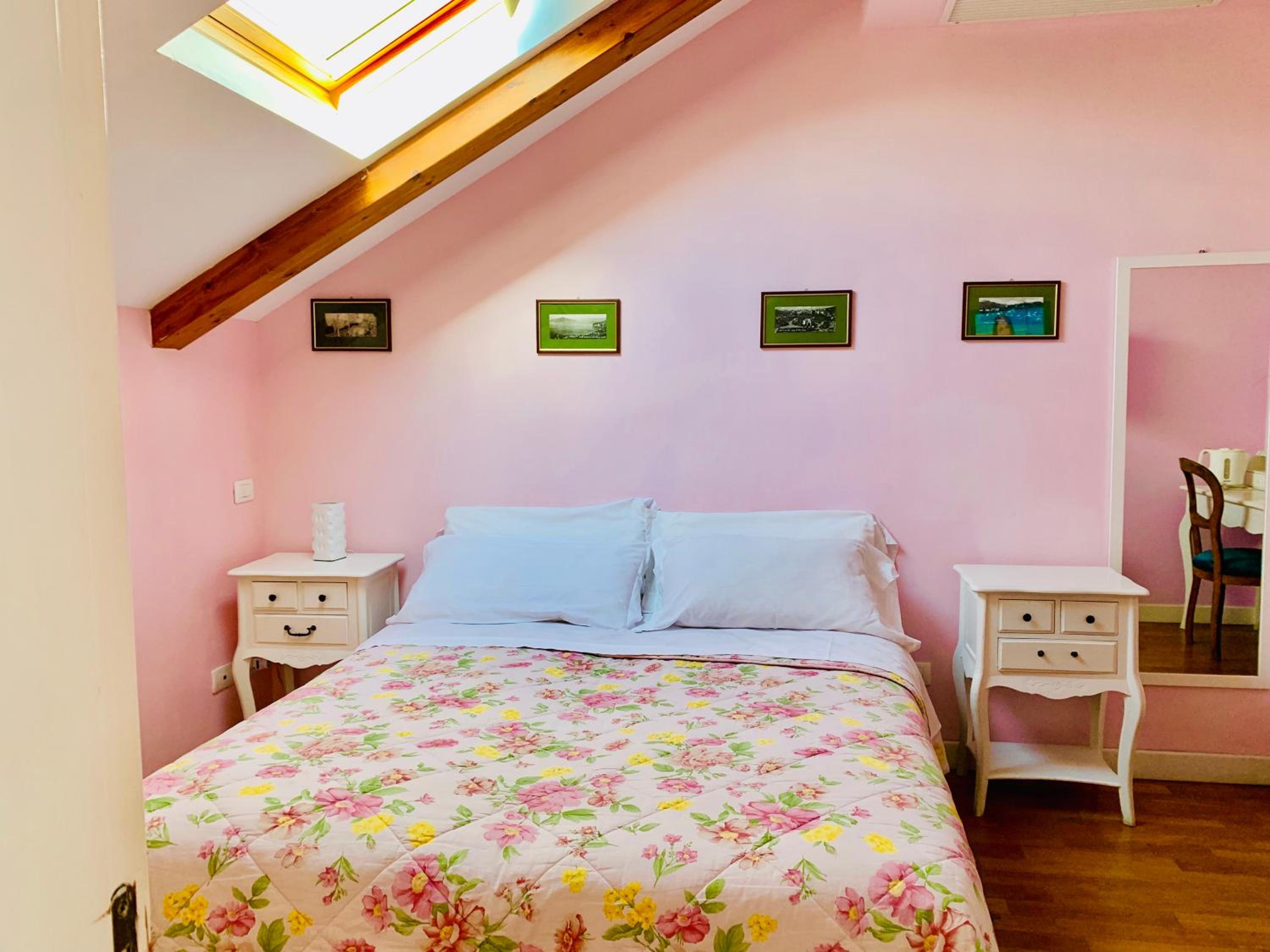 Standard Double Room - Photo 48