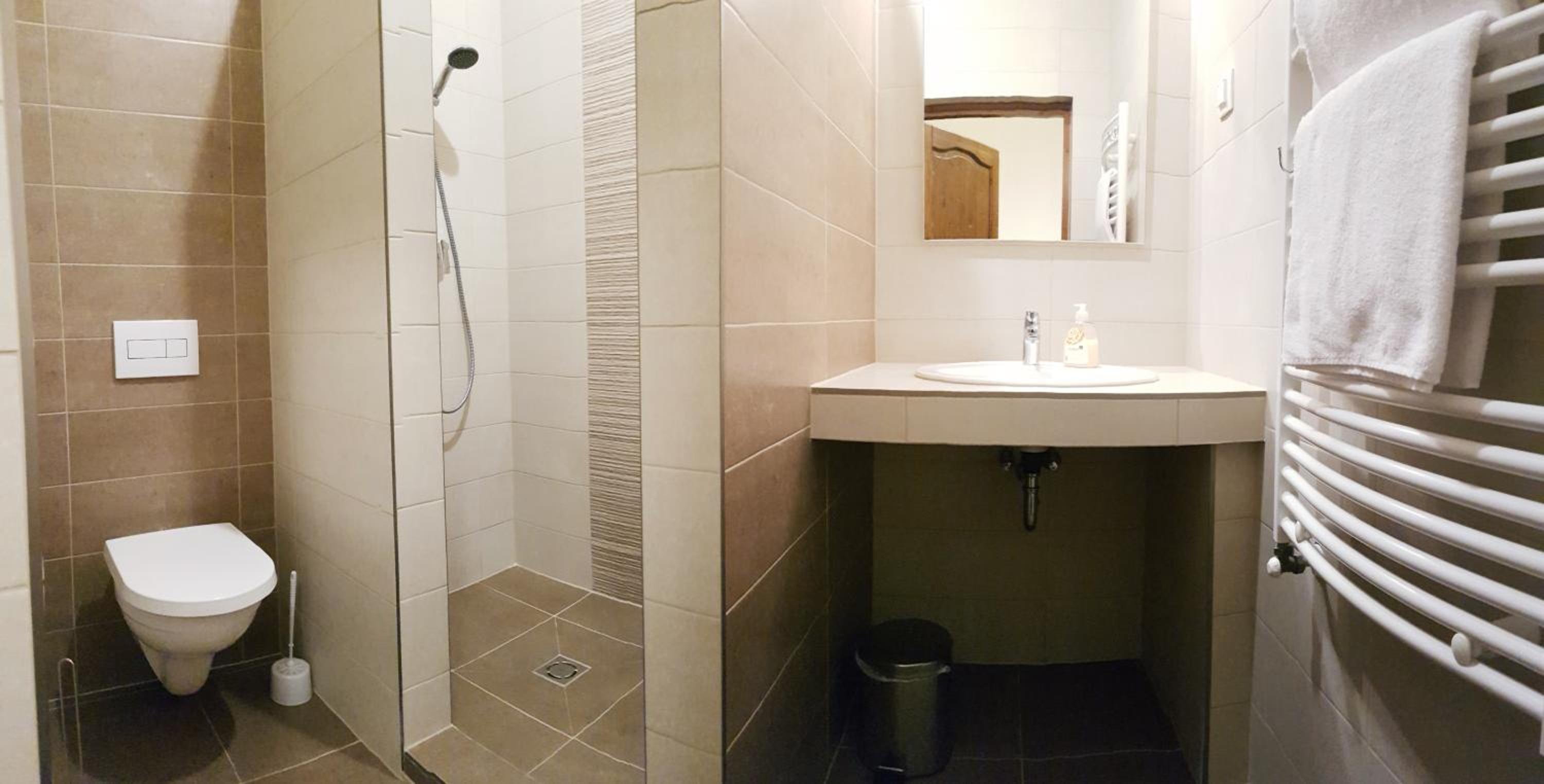 Standard Apartment - Photo 15