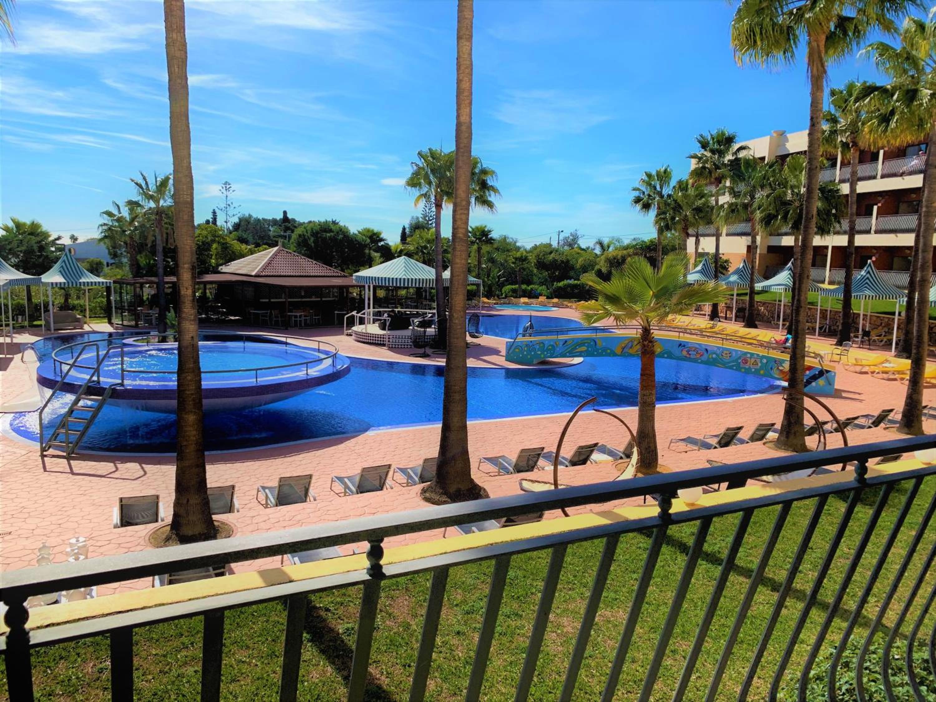 Deluxe Twin Room with Pool View
