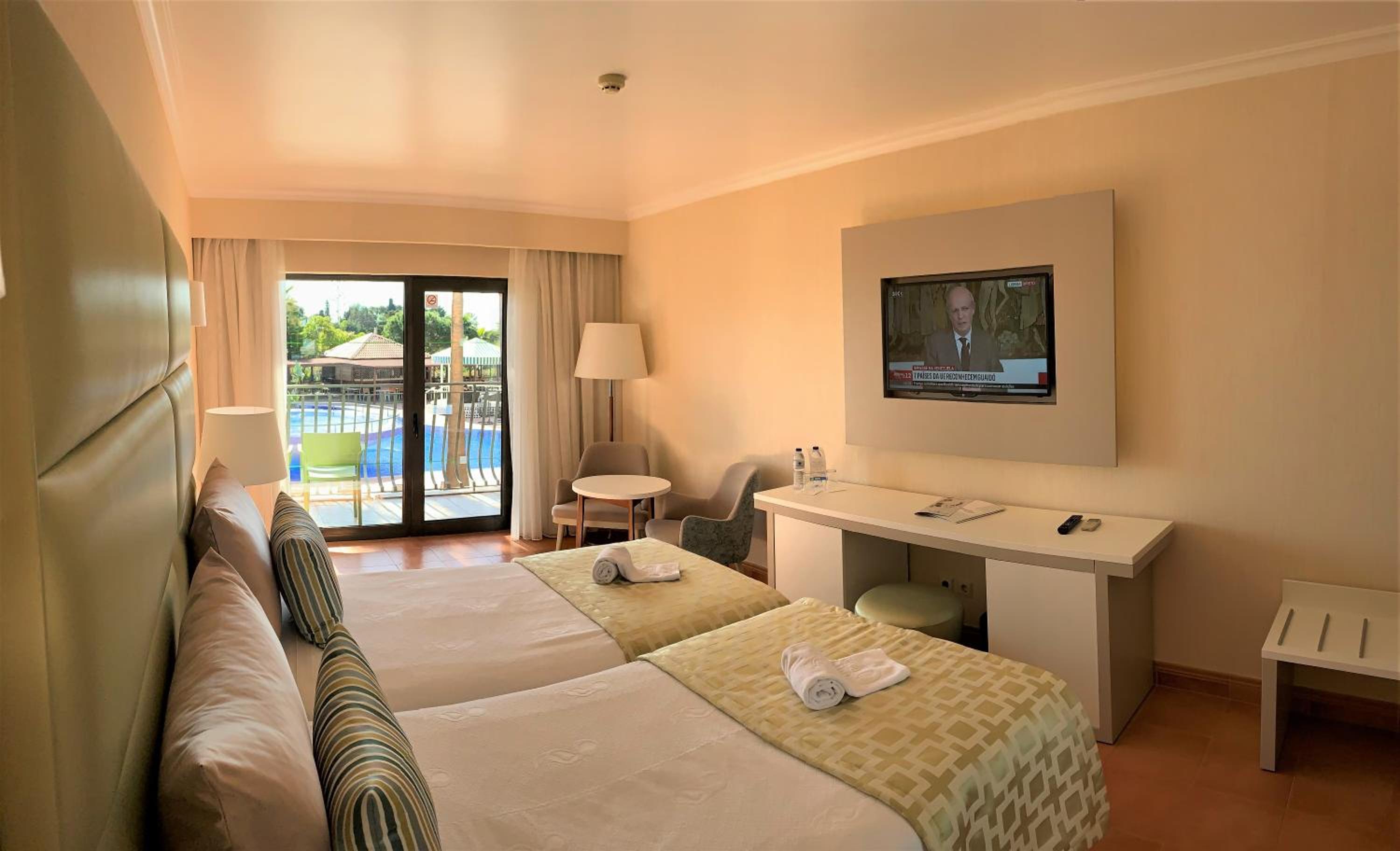 Deluxe Twin Room with Pool View