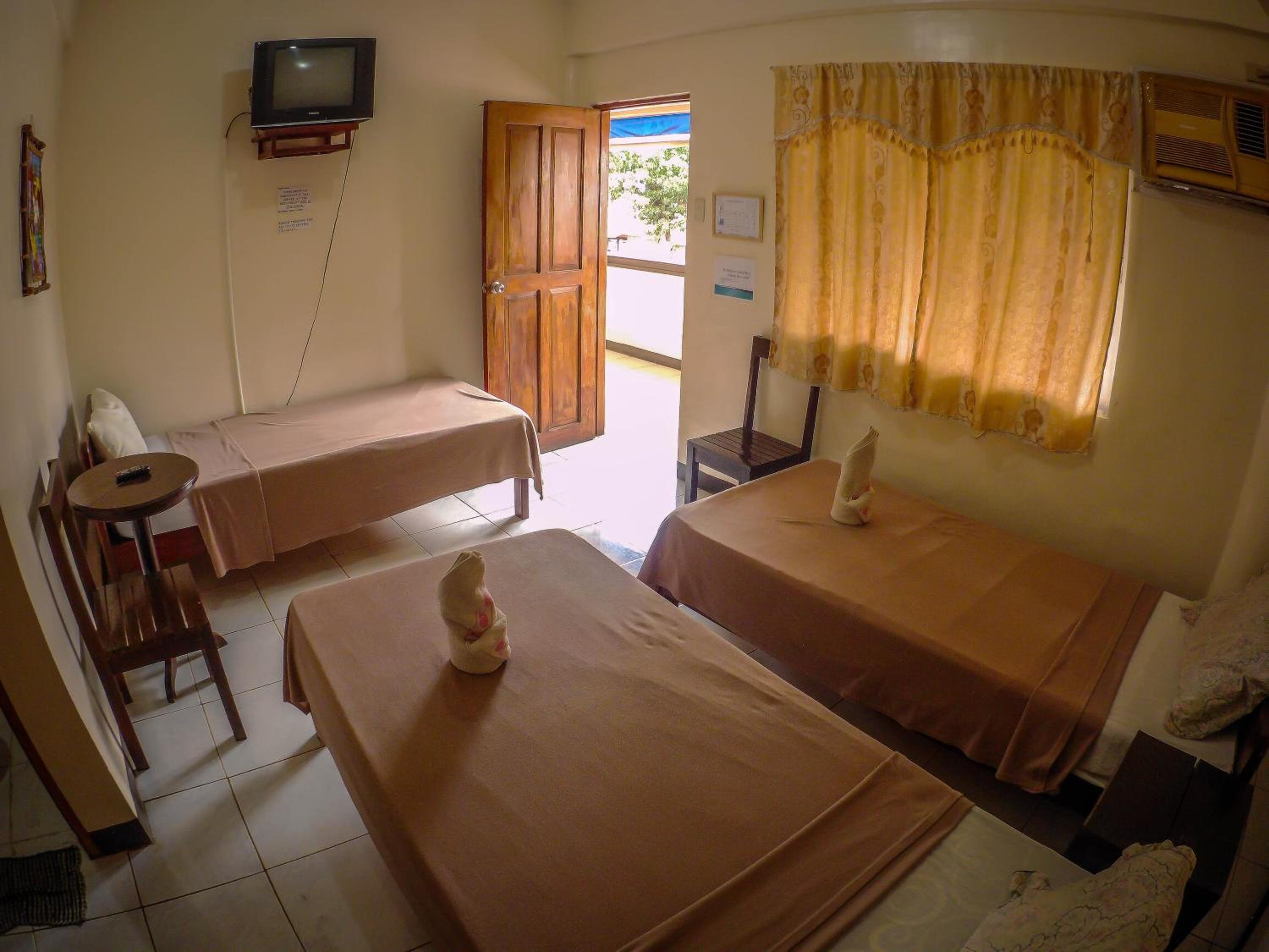 Standard Double or Twin Room with Balcony photo 3