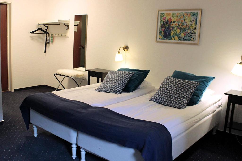 Superior Double or Twin Room photo 2