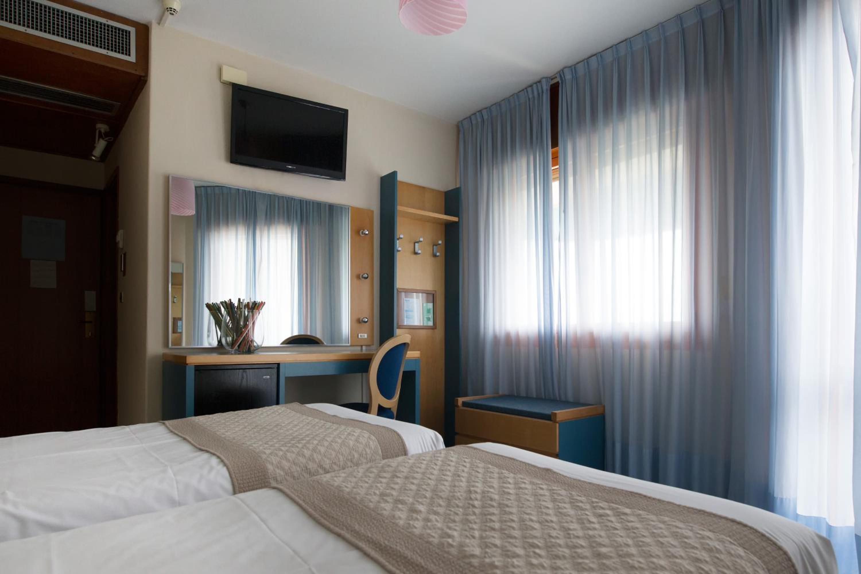 Double Room with Front Sea View photo 1