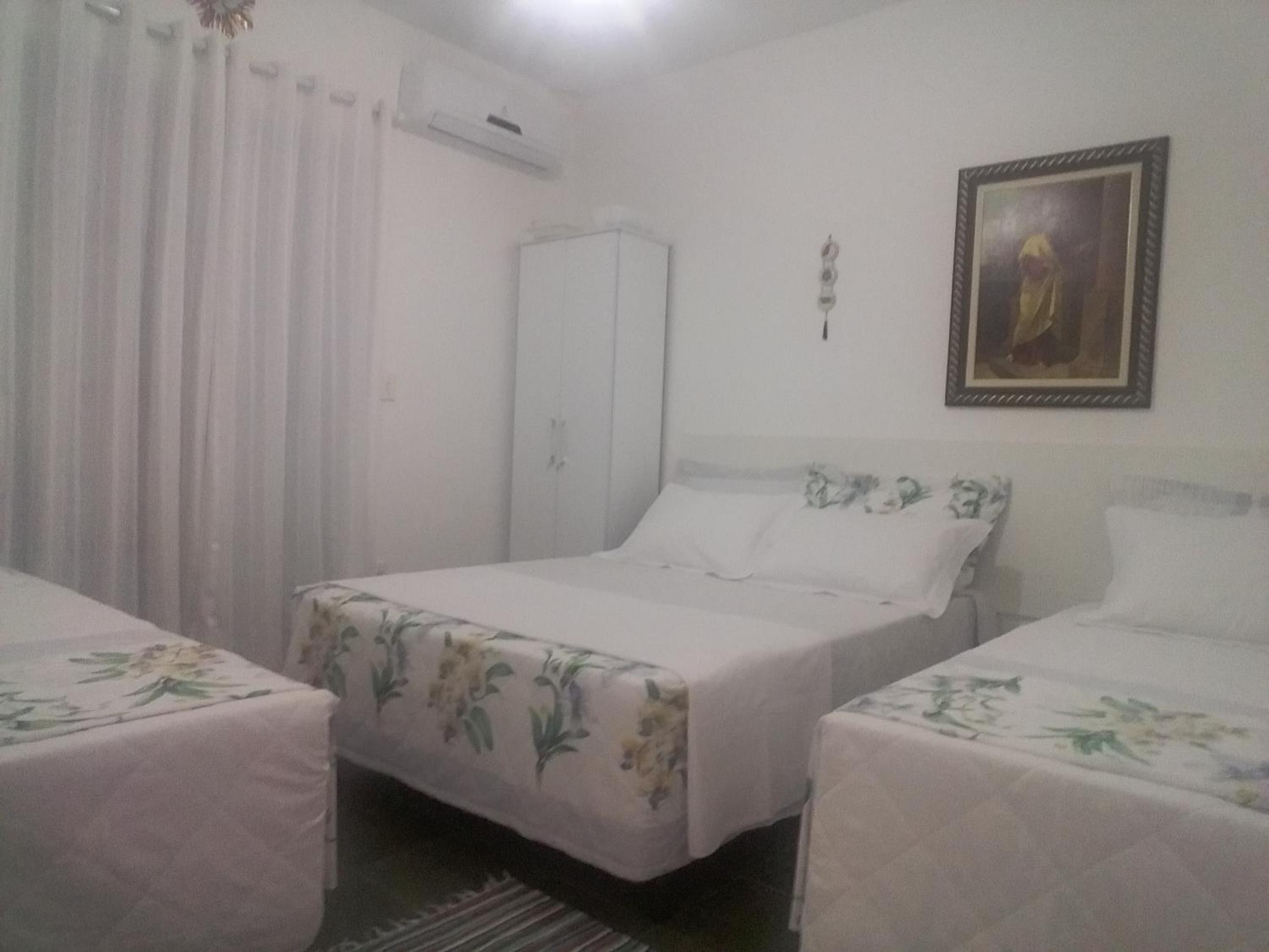 Quadruple Room with Shared Bathroom photo 2