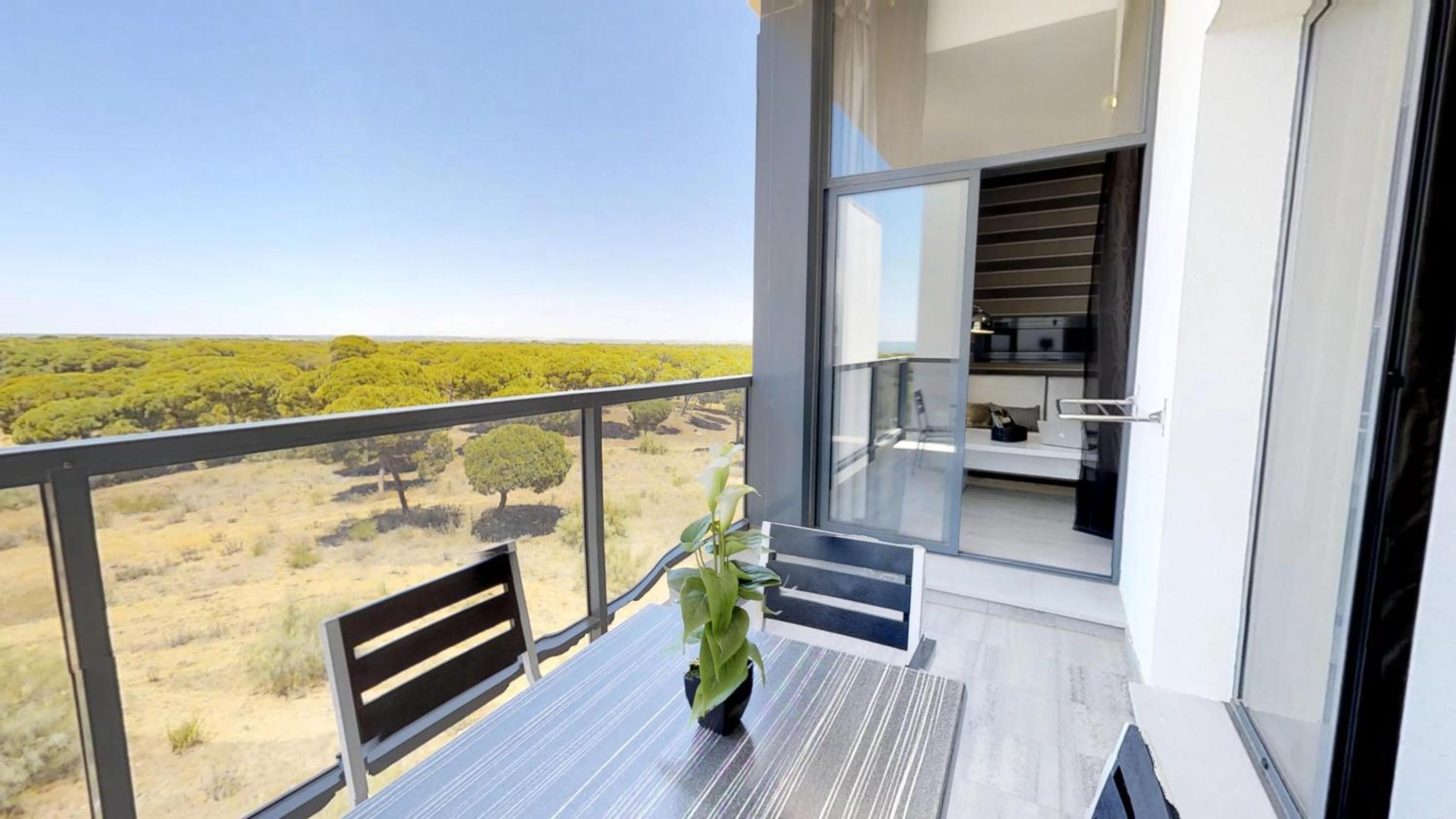 Two-Bedroom Apartment with View to Natural Park Los Enebrales - Photo 2