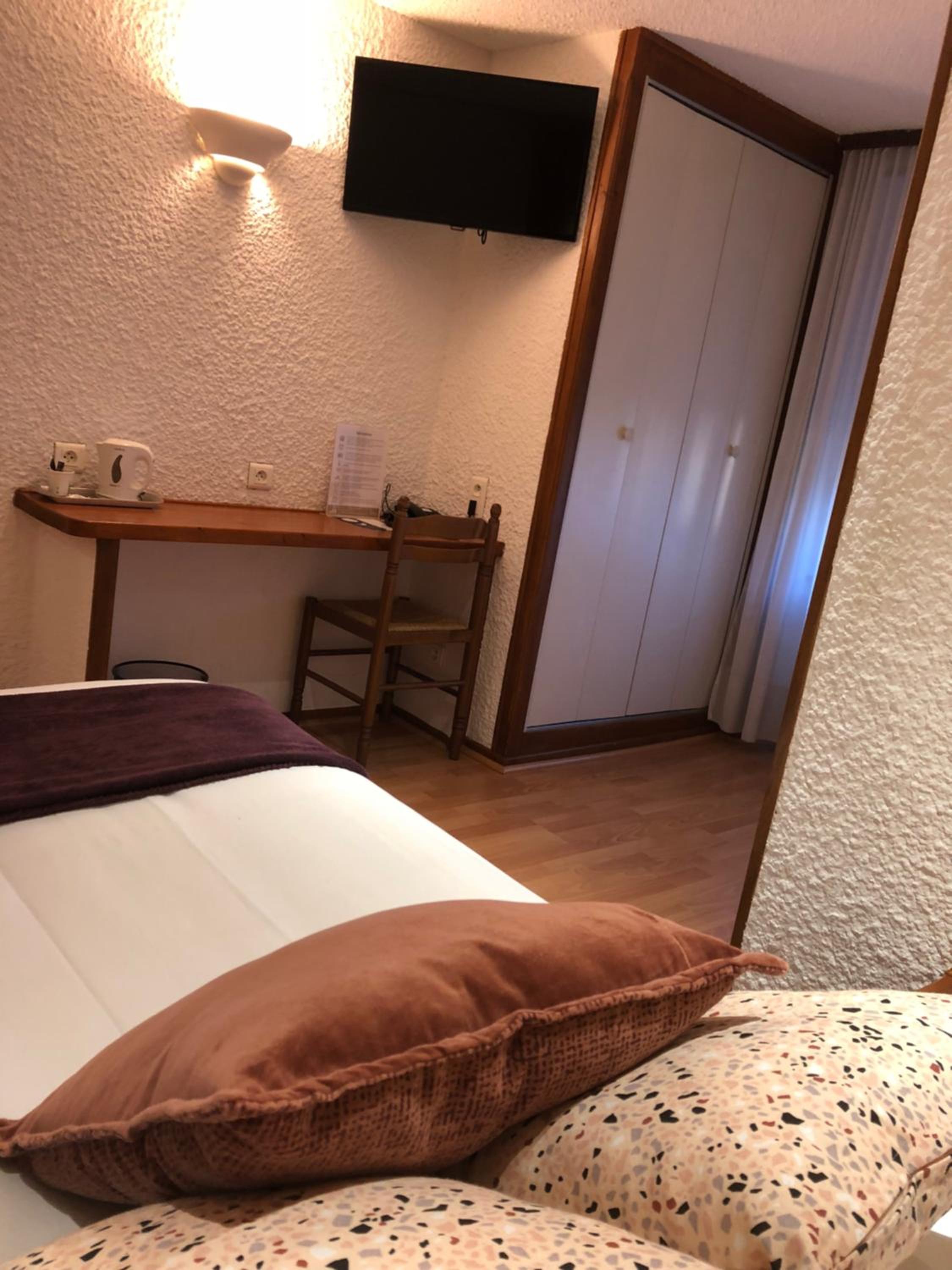 Classic Single Room photo 2