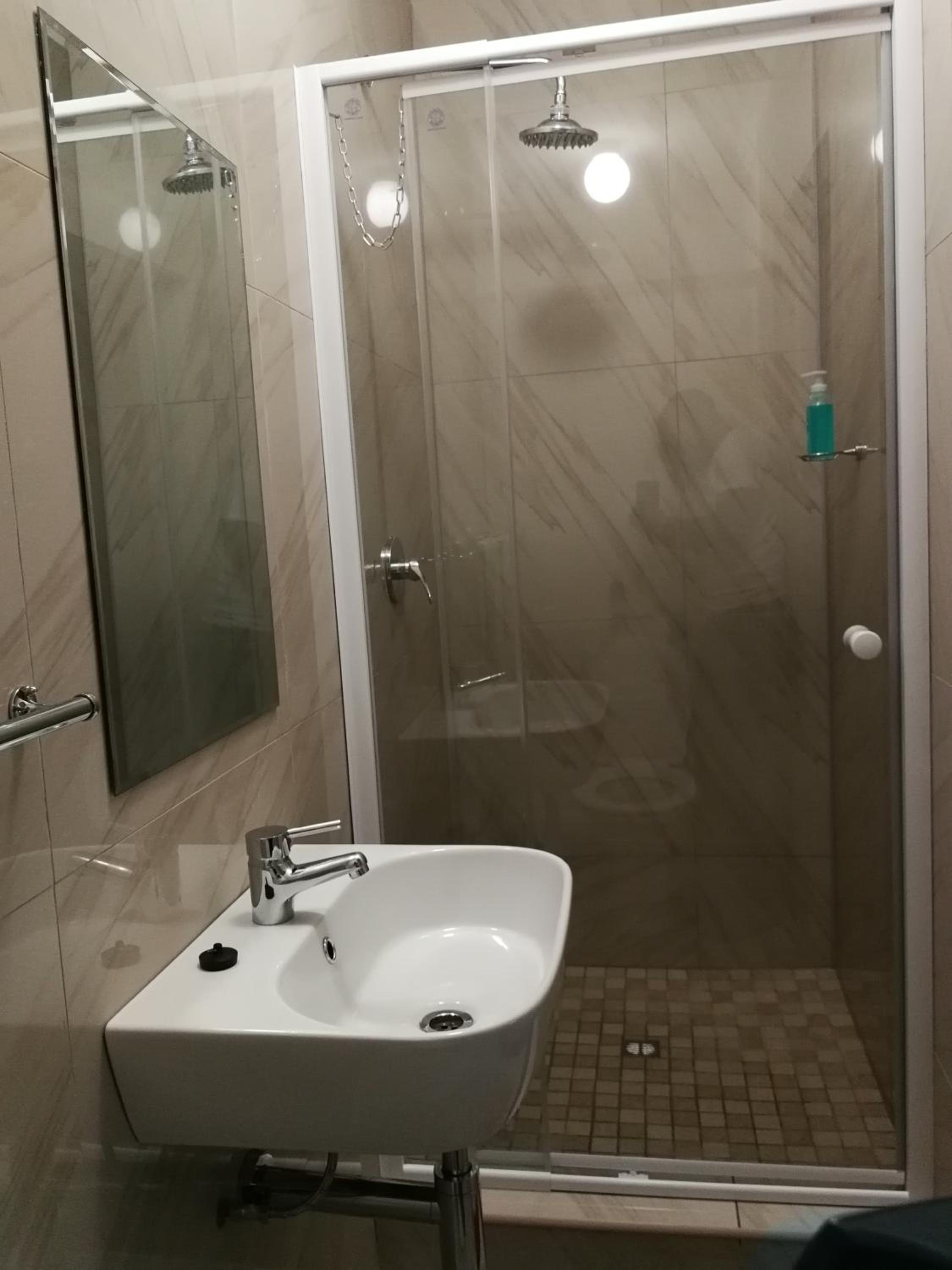 Triple Room with Pool View - Photo 4