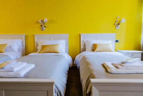 Triple Room with Private Bathroom photo 2