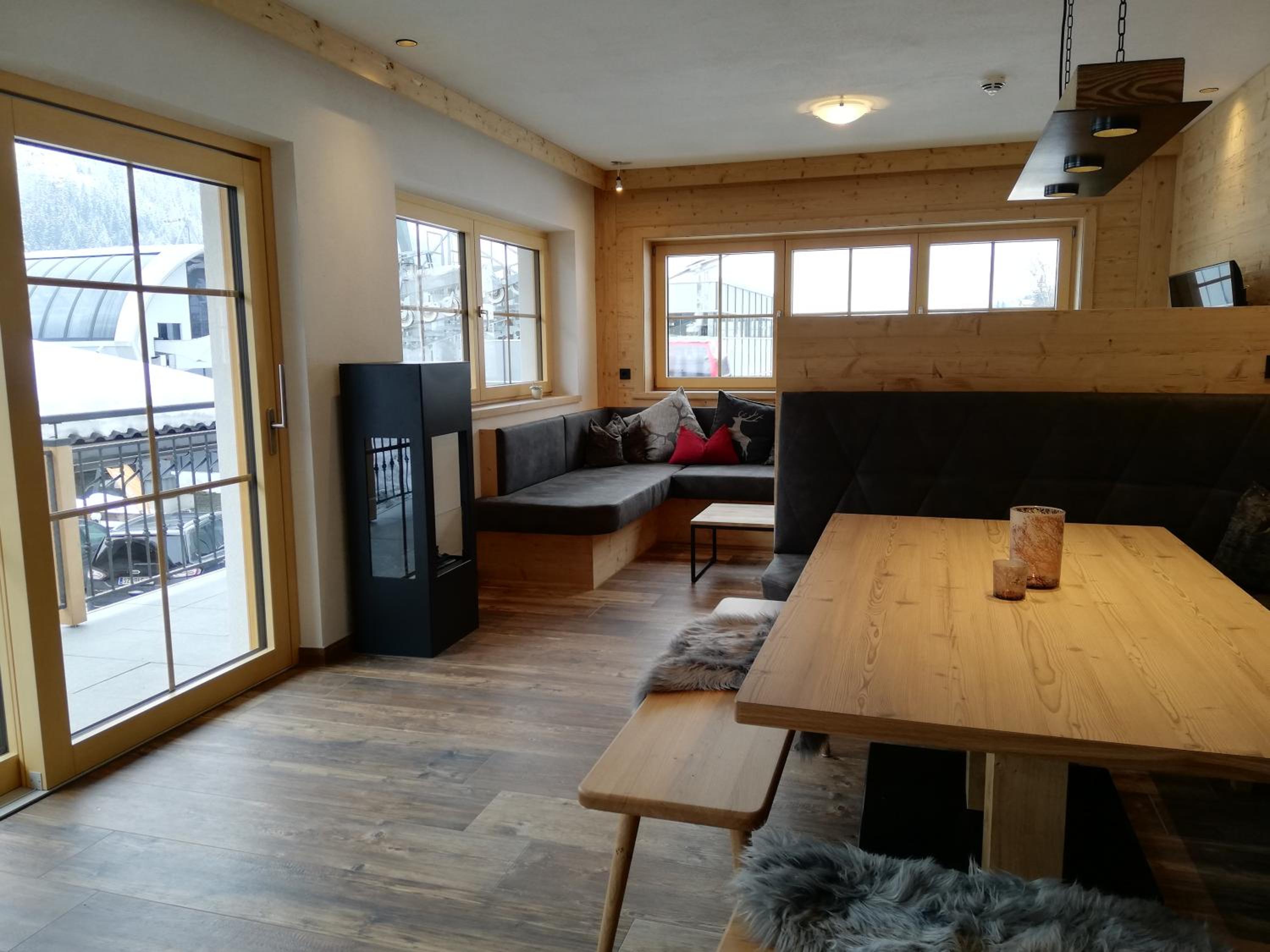 Four-Bedroom House photo 2