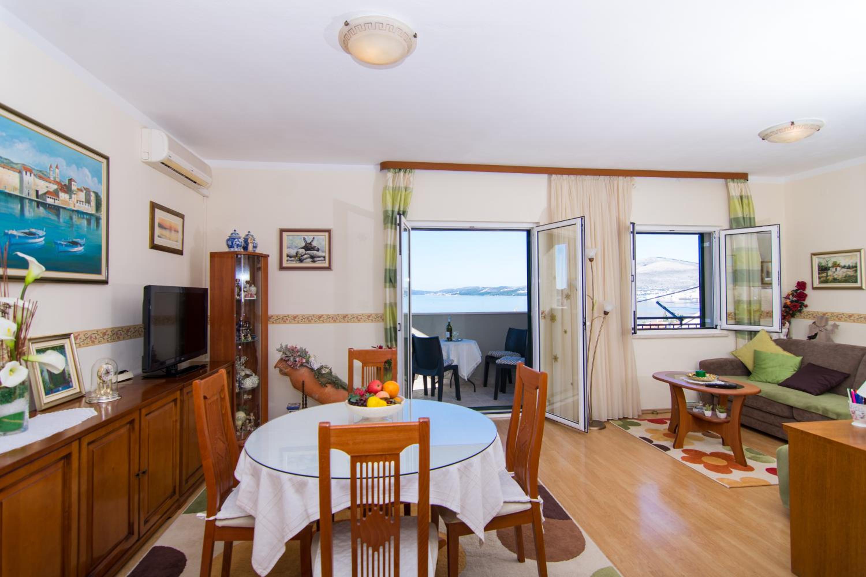 Apartment with Sea View