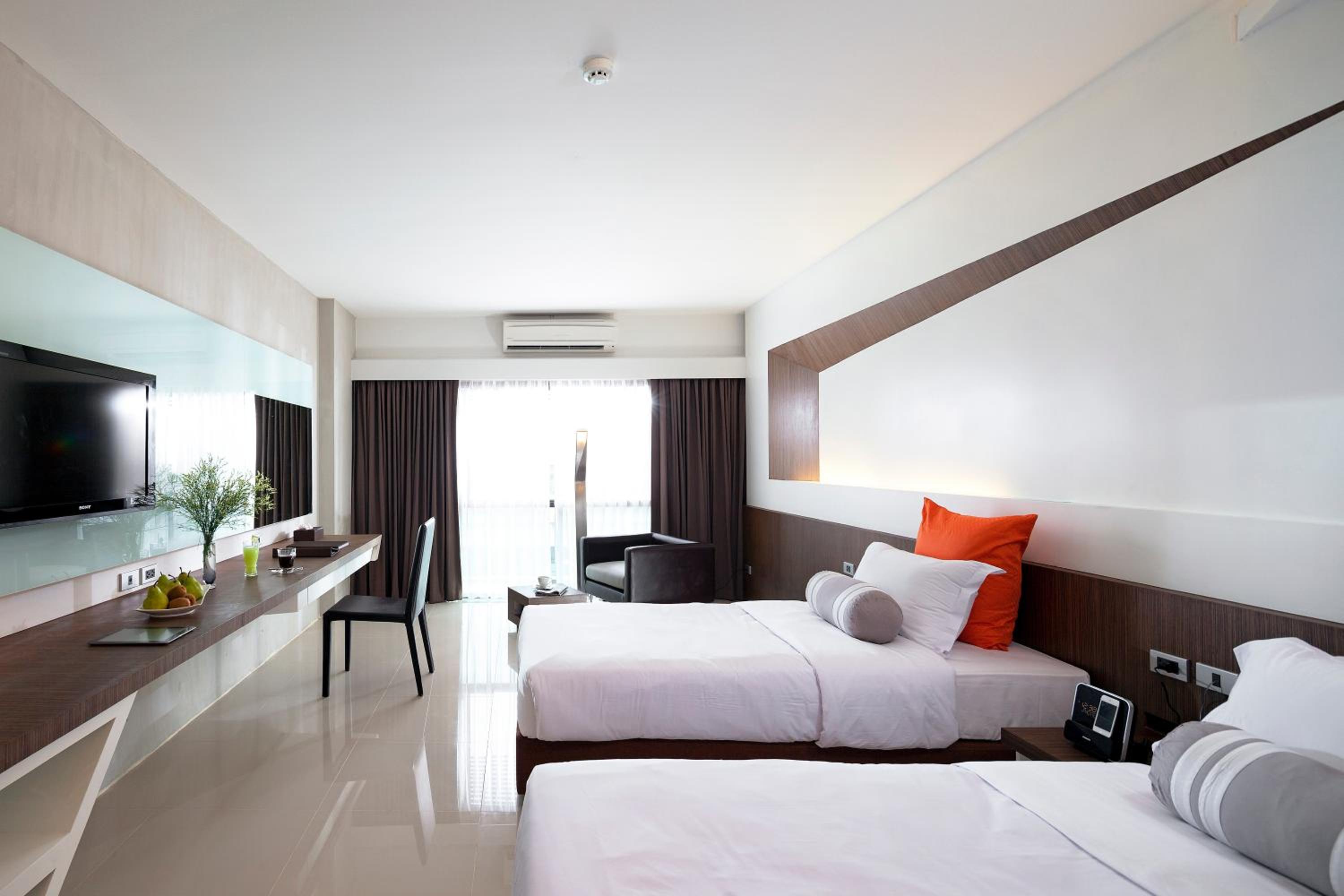 Deluxe Twin Room photo 2