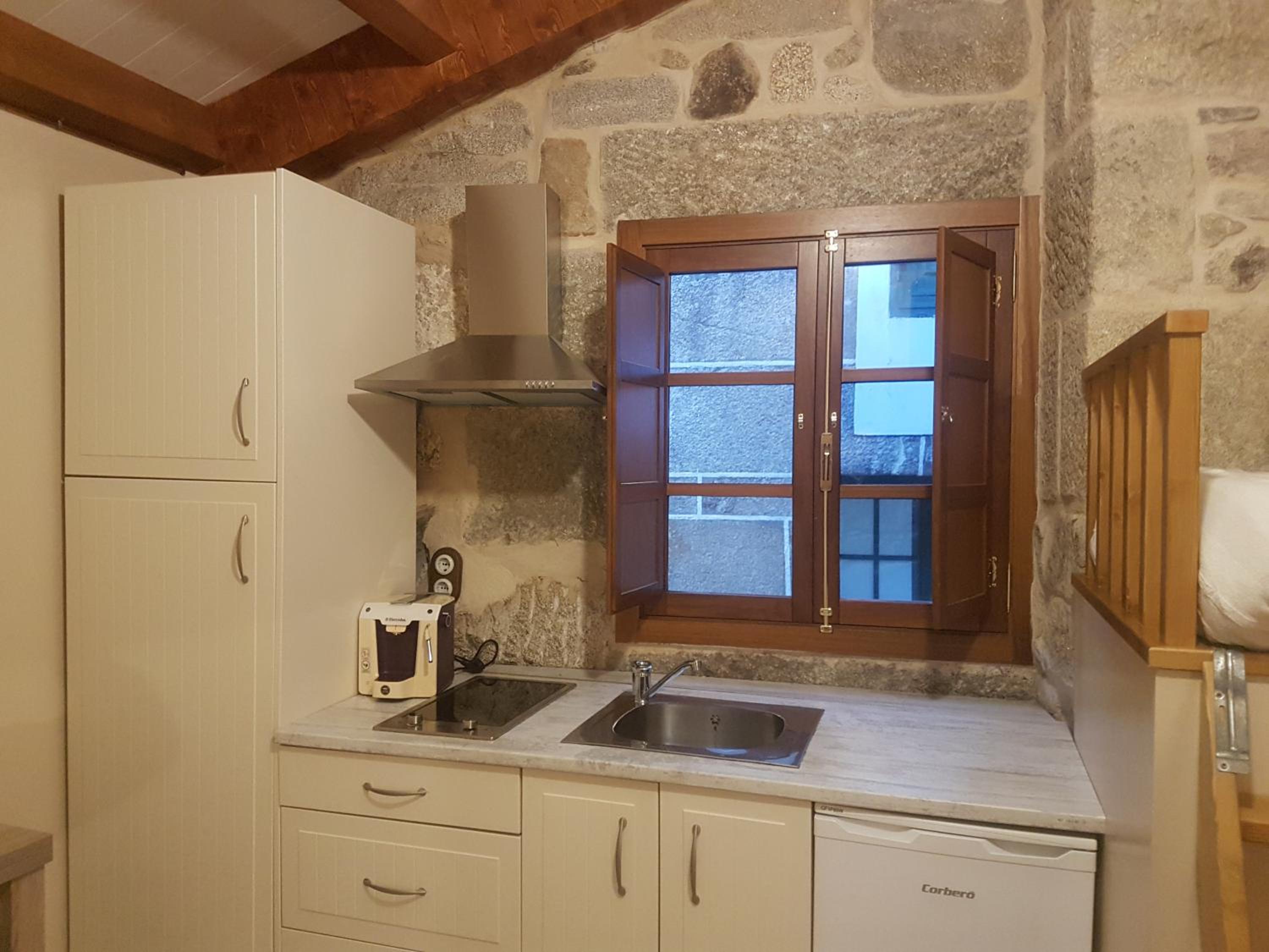 One-Bedroom Apartment - Photo 13