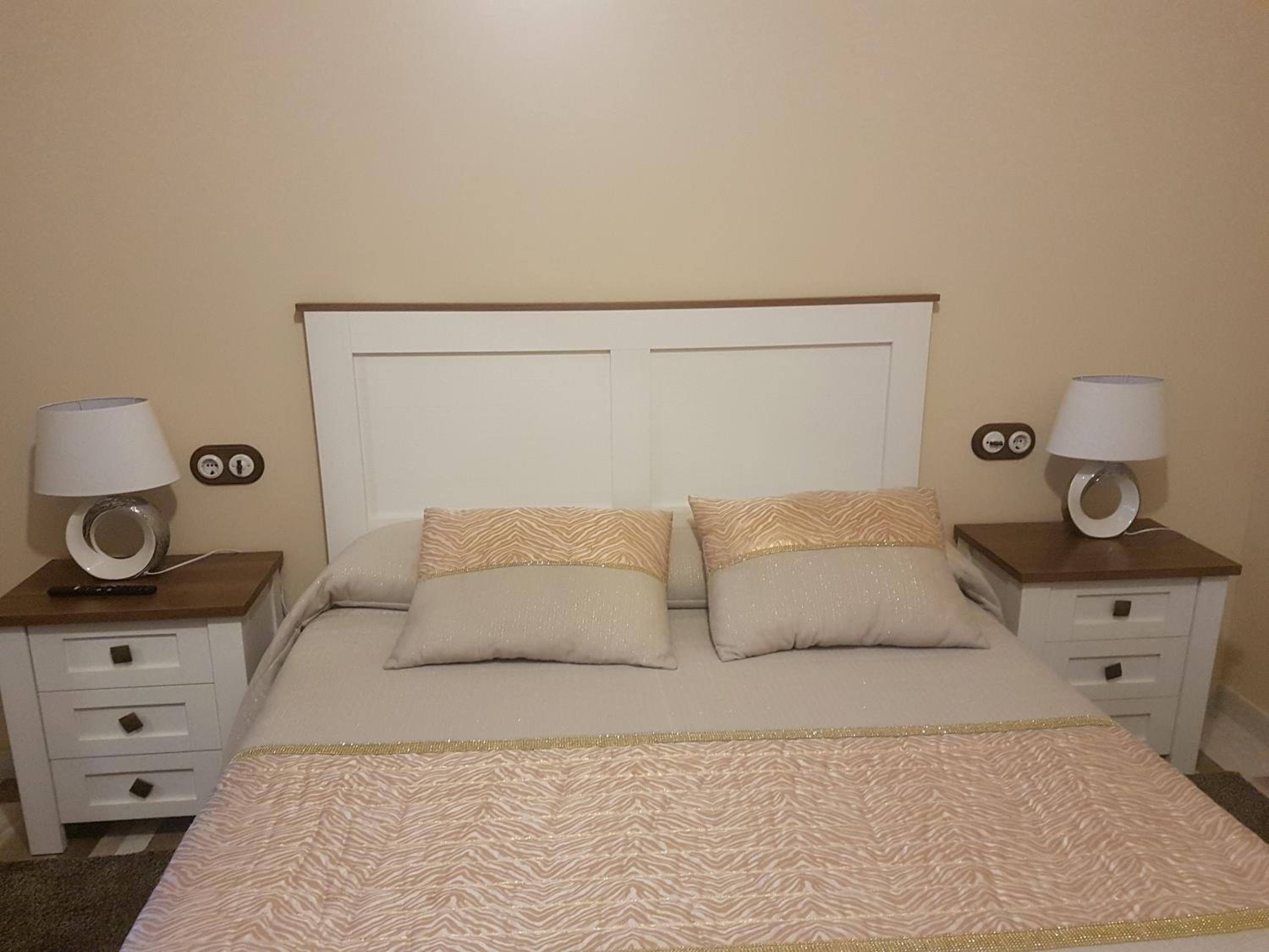 One-Bedroom Apartment - Photo 14