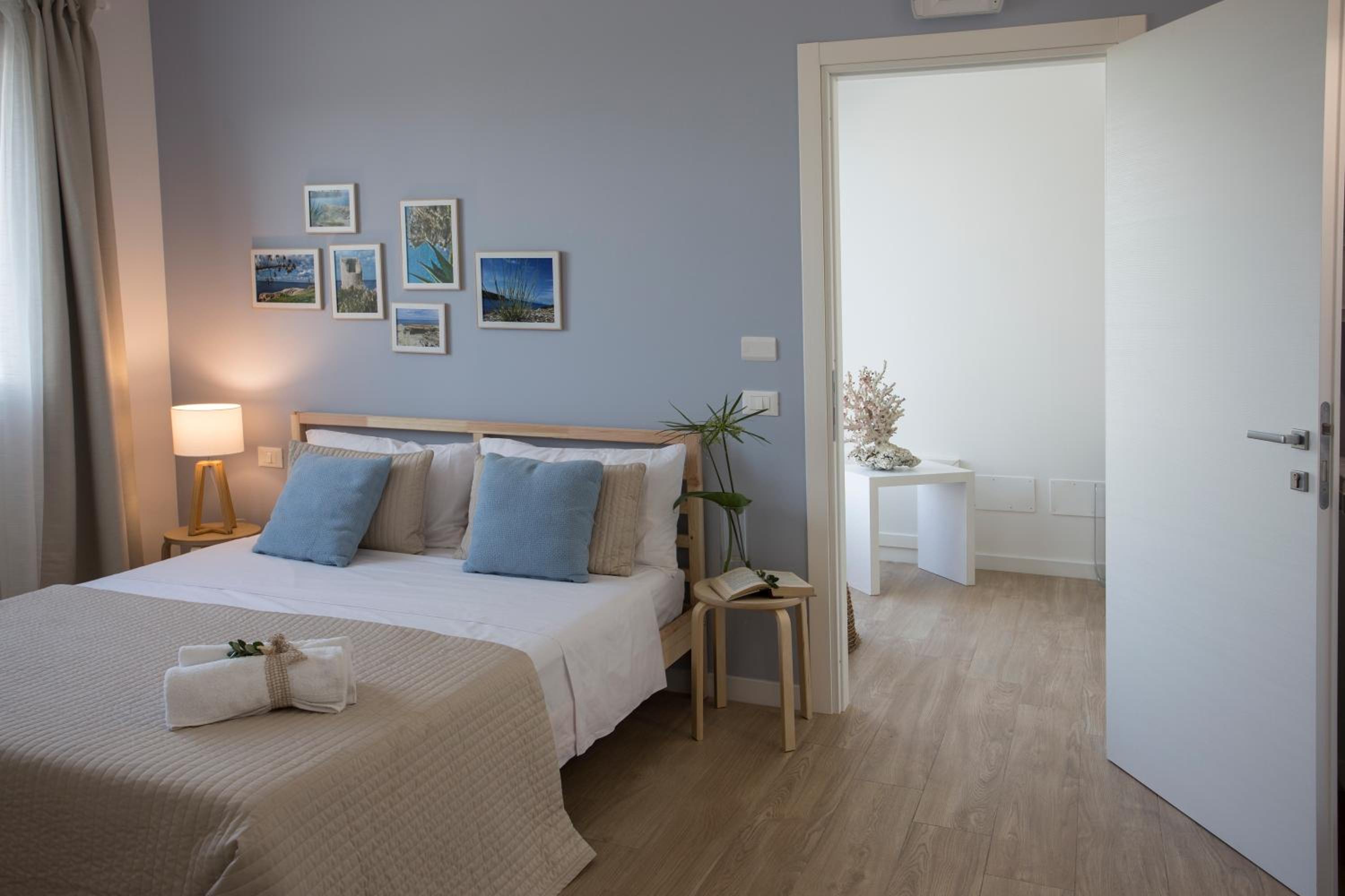 Deluxe Double Room with Sea View photo 3