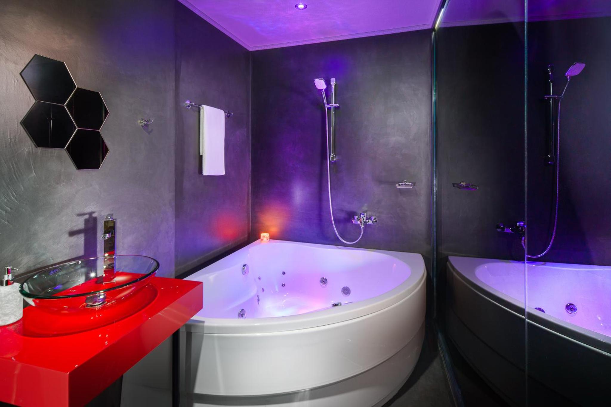מלון סנטרל פוינט בוטיק סופיה — Double Room with Spa Bath (without Window) and Free Access to Relax Zone