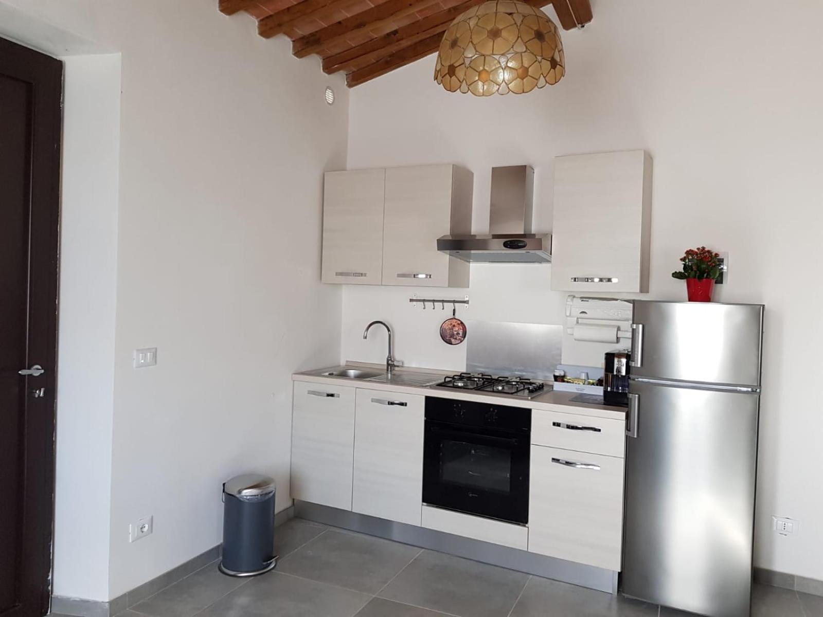 One-Bedroom House - Photo 26