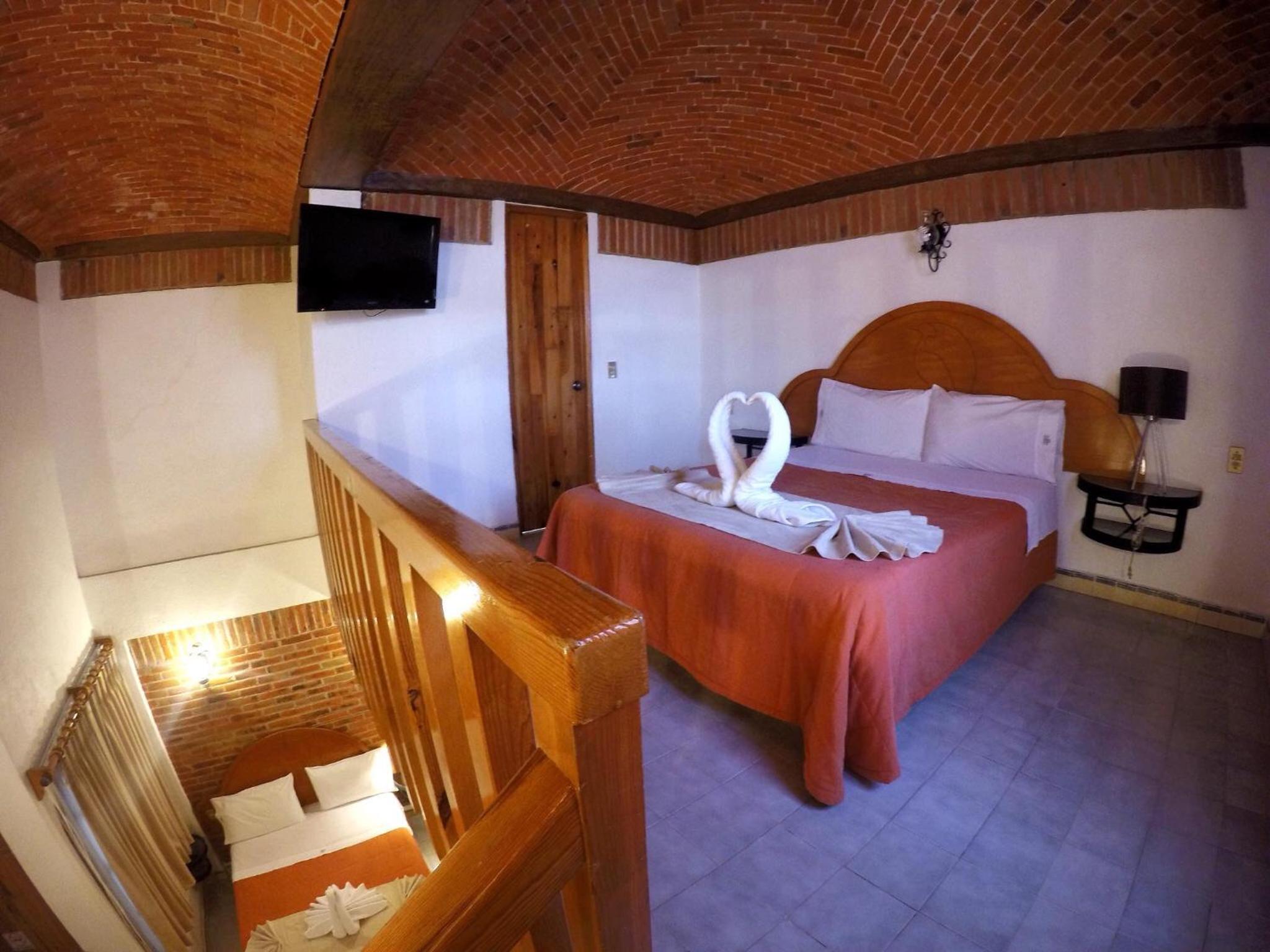 Deluxe Triple Room photo 3