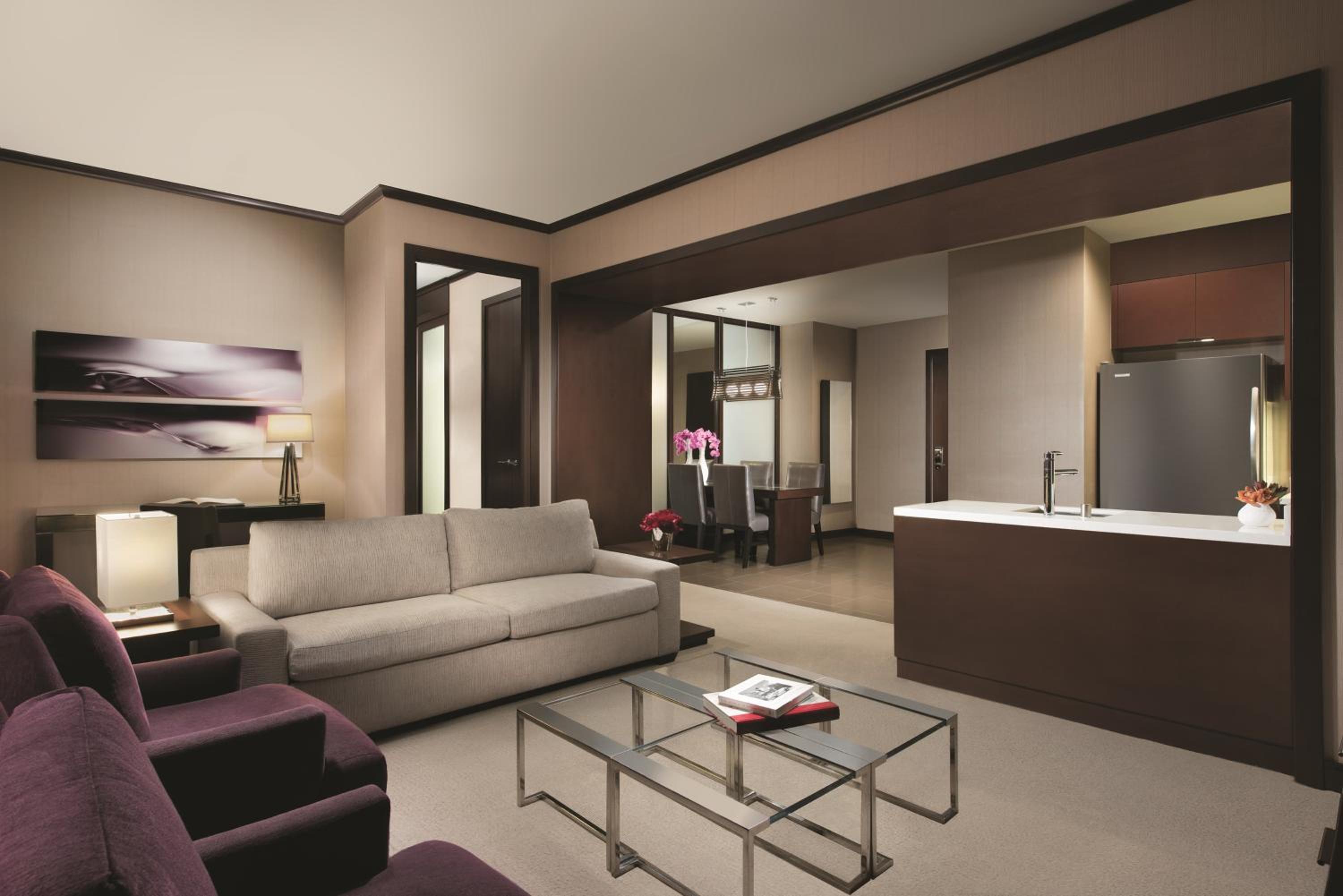 One Bedroom Penthouse Suite - Photo 5