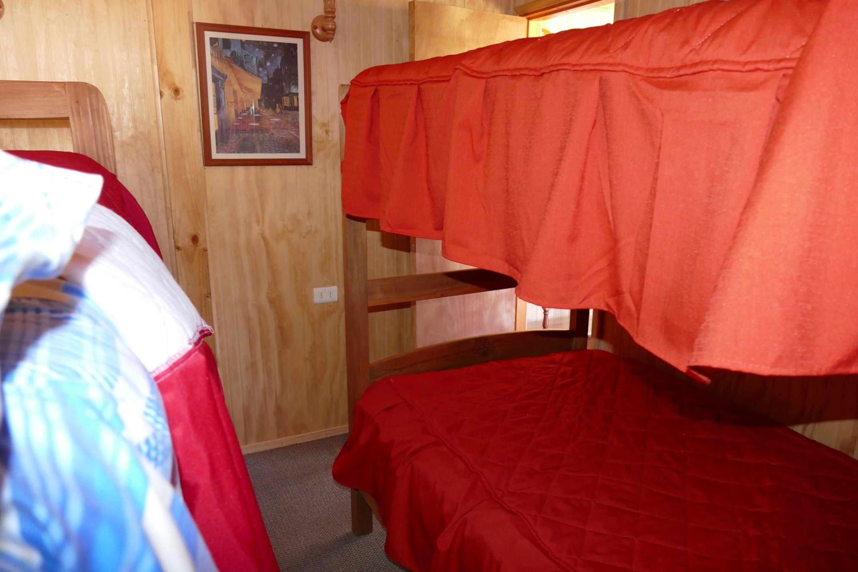 Four-Bedroom House photo 3