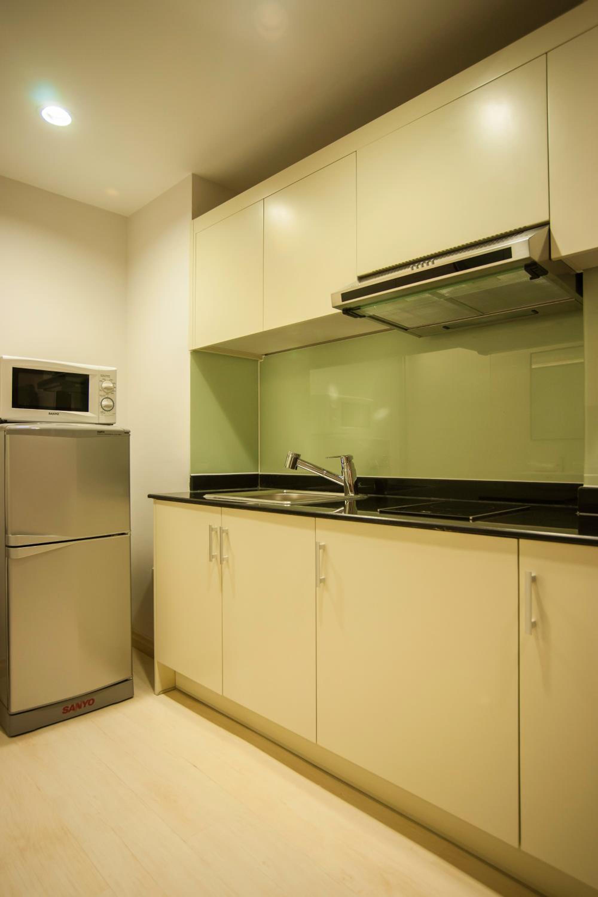 Suite With City View With Kitchenette photo 3